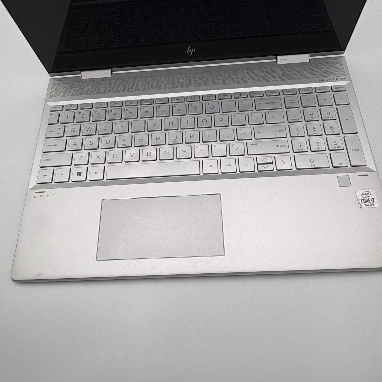 HP Envy x360 15M-DR1012DX 15.6″ i7-10510U 1.8GHz 16GB RAM 512GB SSD
