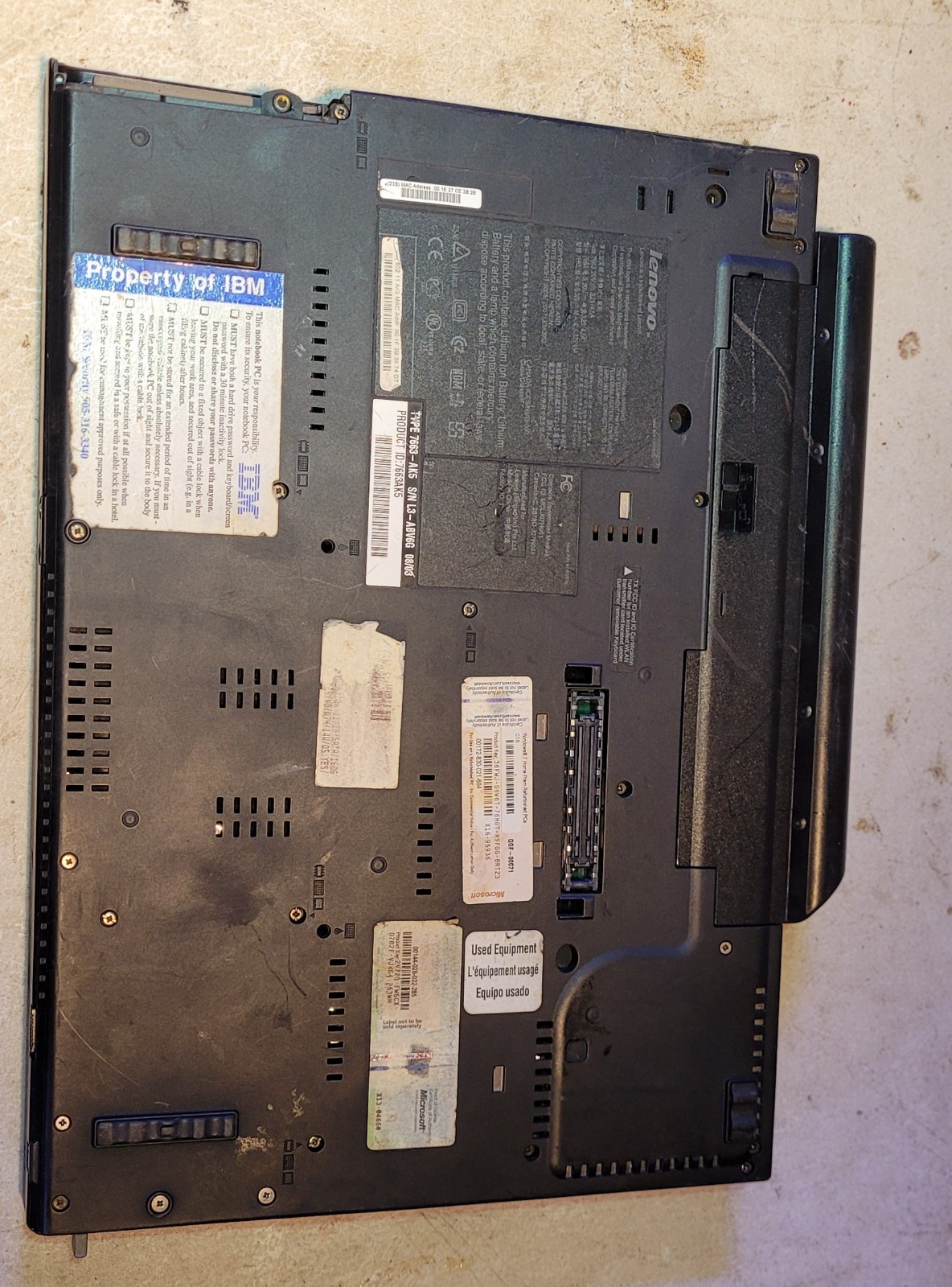 ThinkPad Tseries T61 7663-AK5 2.20GHz 2GB RAM 14″ screen PARTS OR REPAIR