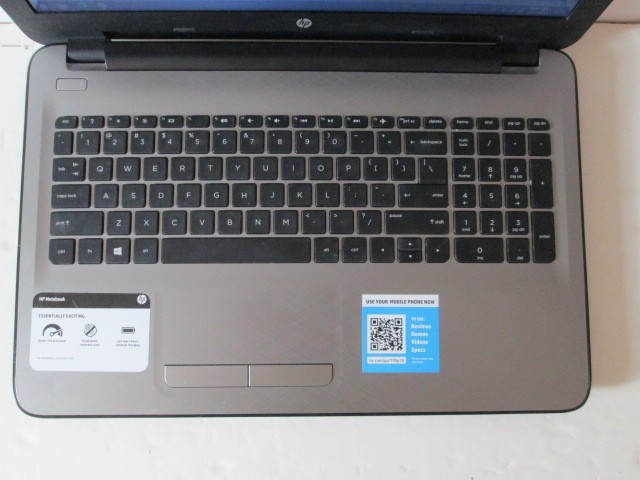 Pick up, No Ship-HP 15-afl30nr 15.6″, 128GB Slim Laptop Windows 10 ( Good Work )
