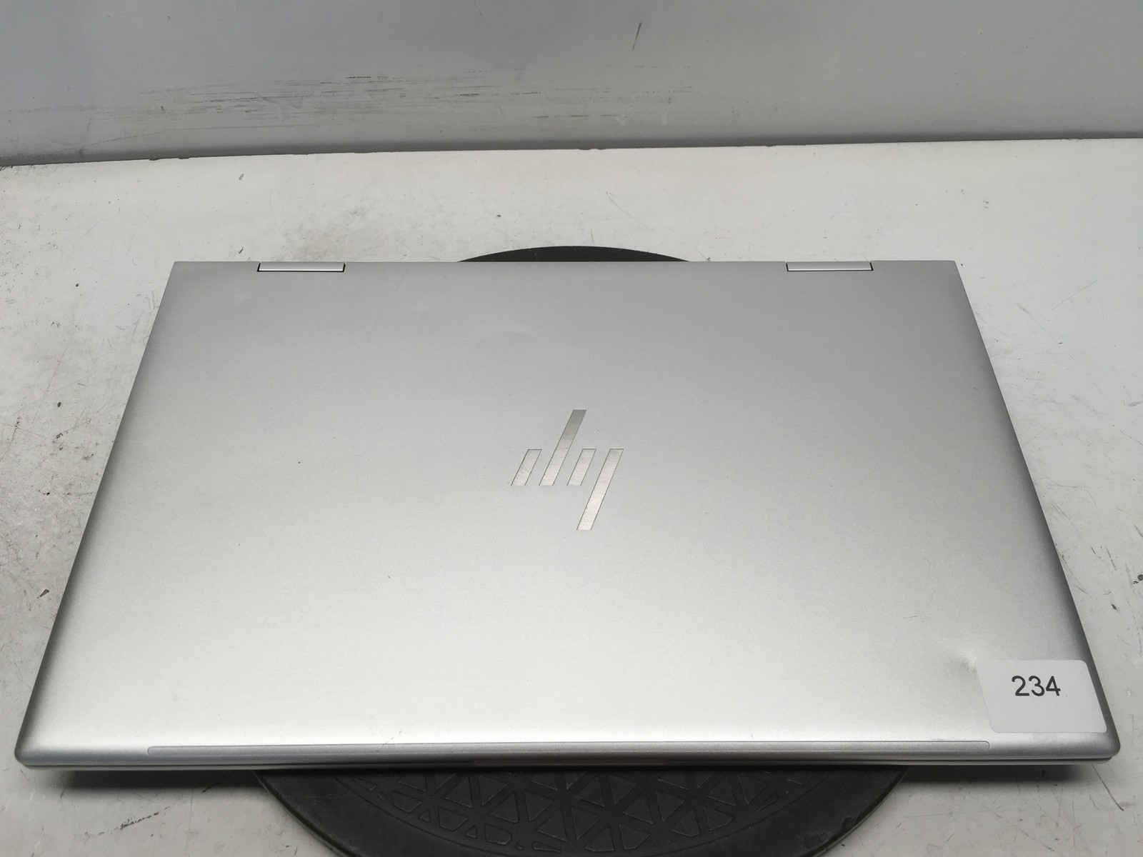 HP Envy 15-EW0013DX X360 Intel i5-1235U 1.3GHz 4 GB NO HDD No Batt