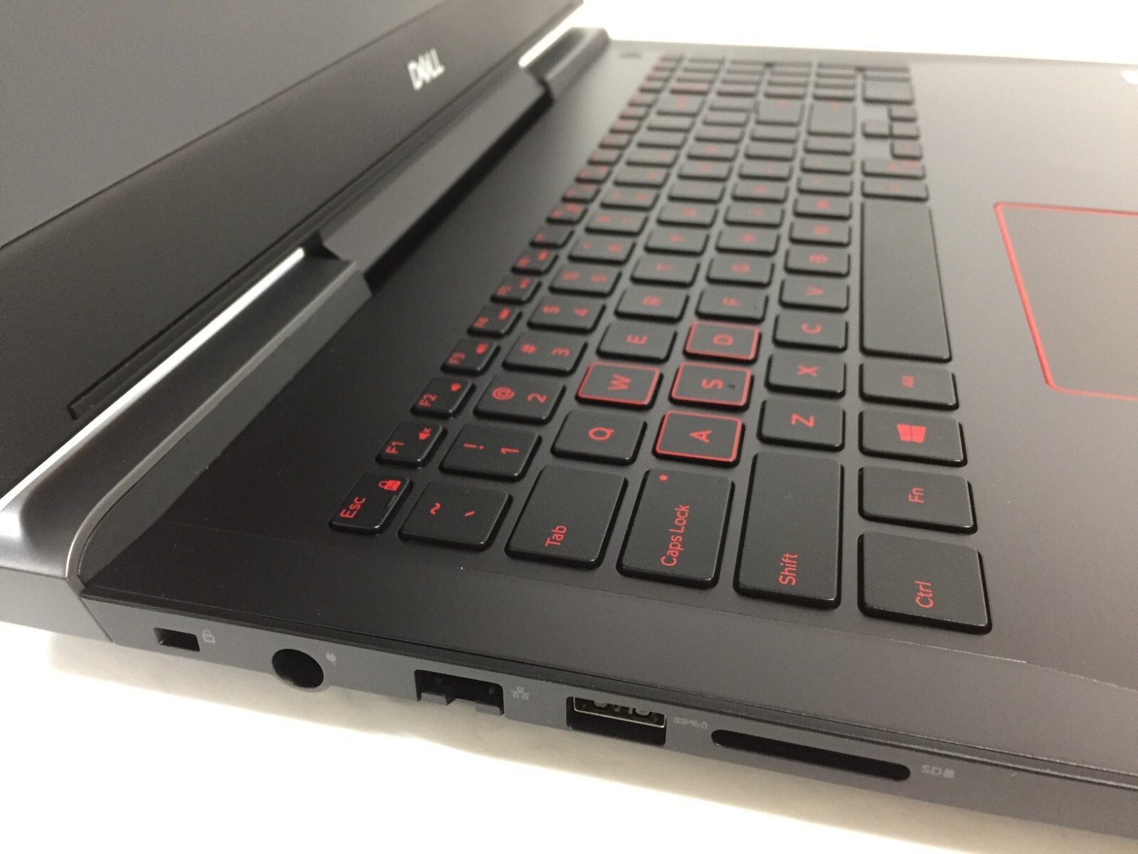 Dell G5 15 G5587 15.6″ Laptop/intel i5-8300H/8GB RAM/256GB SSD/Windows 10