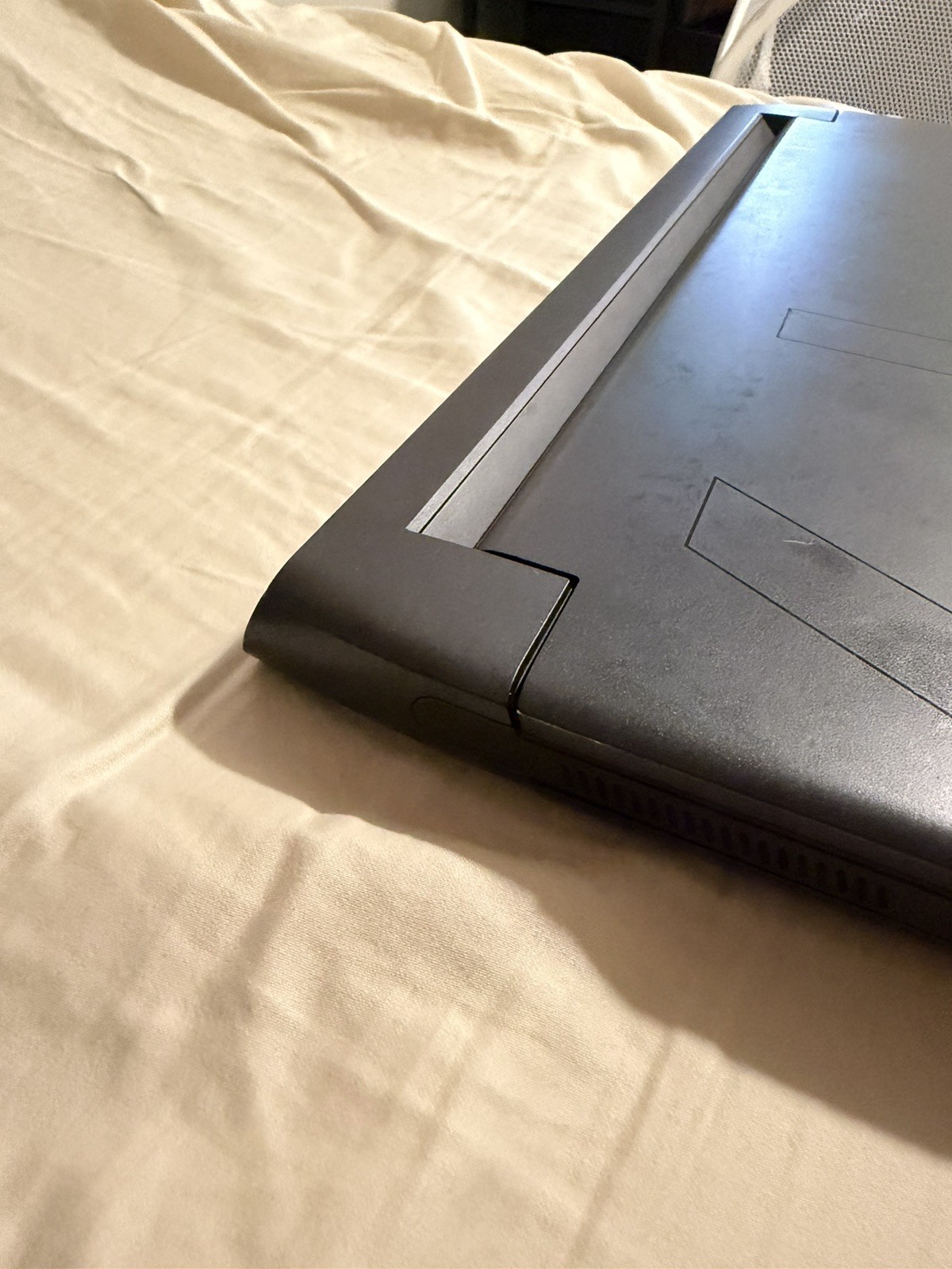 Alienware m17 R5 Gaming Laptop – RTX 3060 – Ryzen 7 – 24GB RAM – 1TB SSD