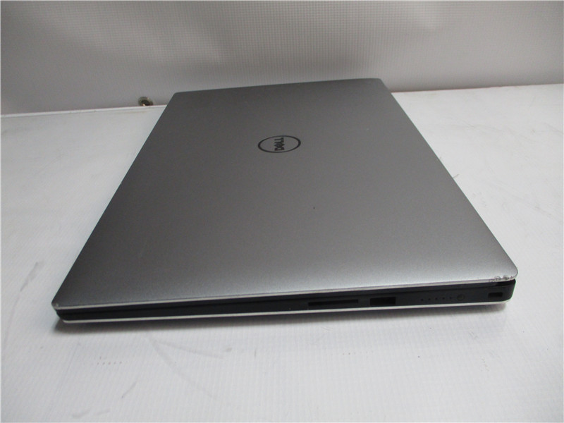 Dell Precision 5520 Laptop i7-6820HQ 16GB No Storage Win10 Pro COA
