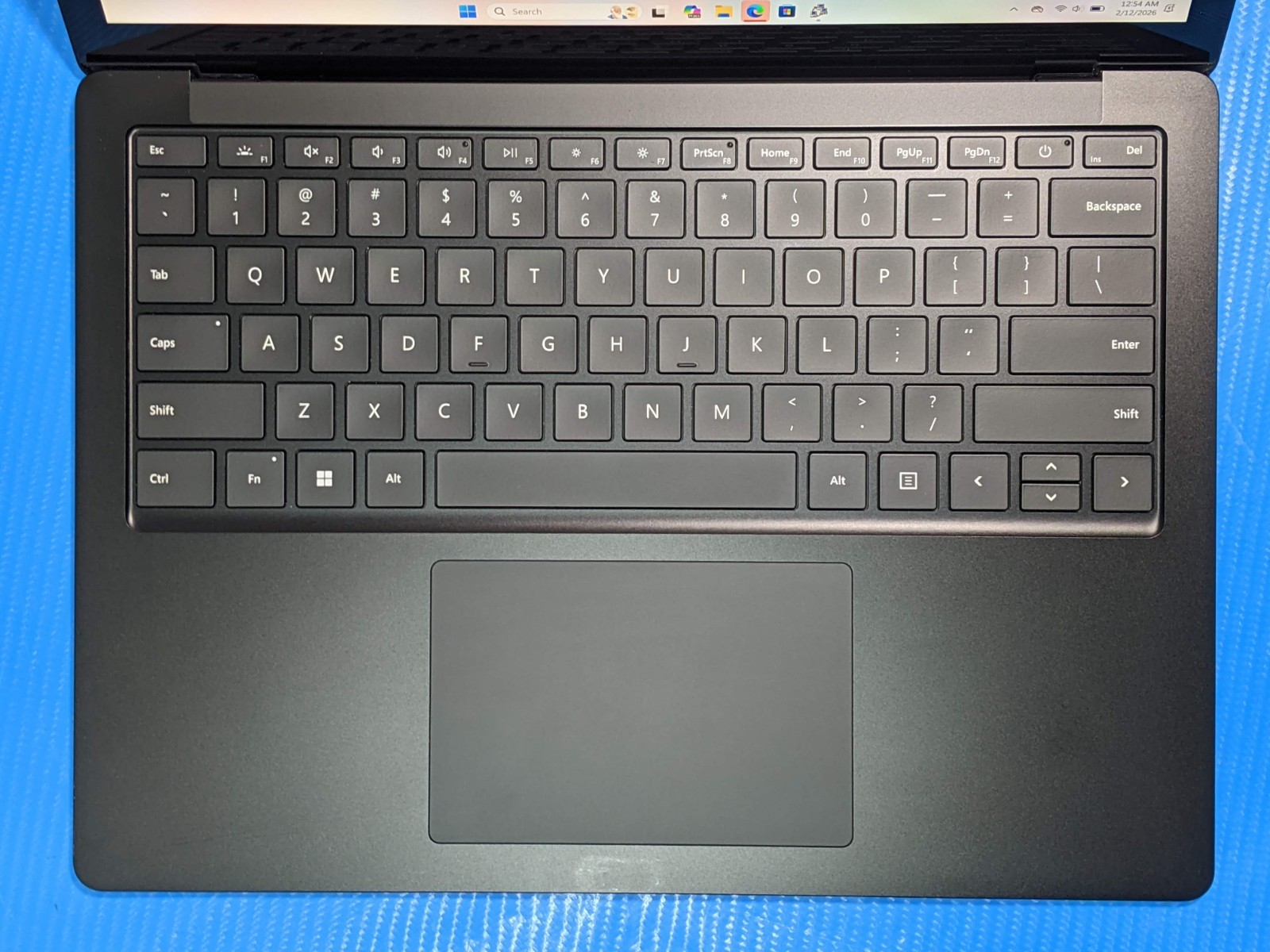 MS Surface Laptop 4 1950:1951 13.5″ 2256×1504 TOUCH i7-11 3GHz 32GB 1TB SSD W11P