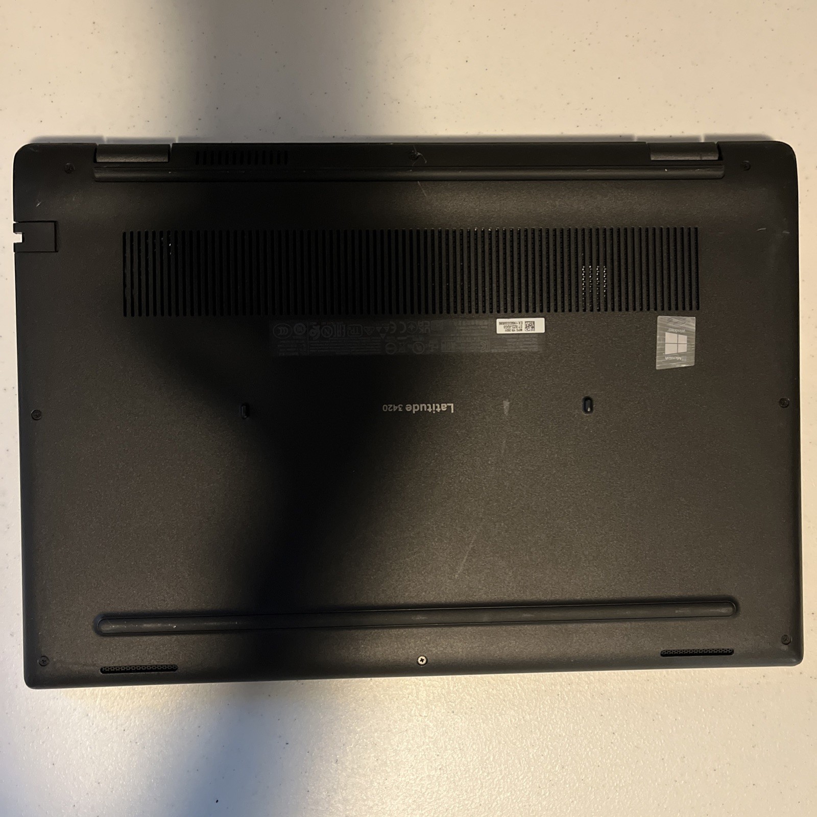 Dell Latitude 3420 14″ Intel Celeron 6305 8GB RAM No Drive No OS