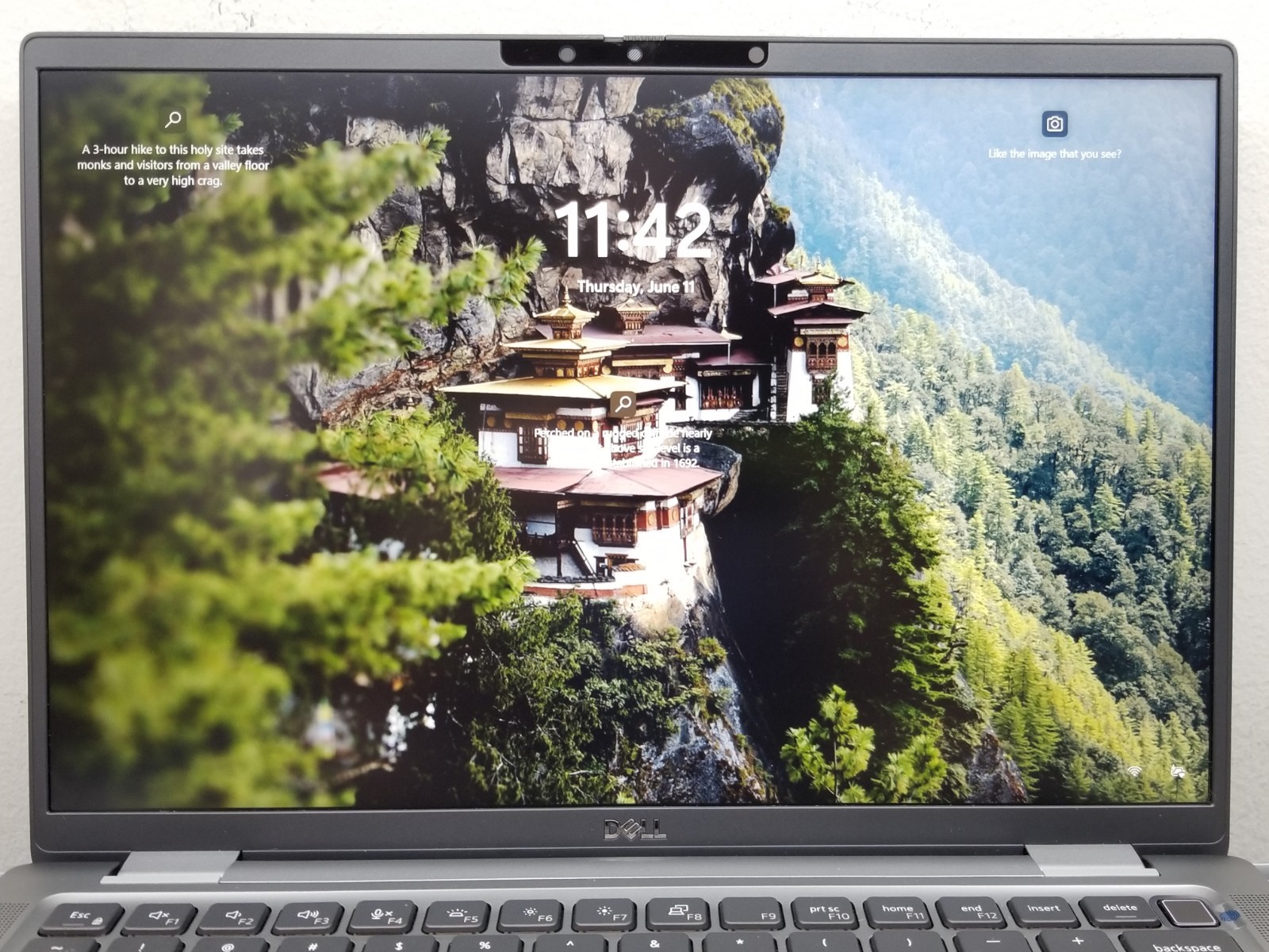 Dell Latitude 7450 14″ FHD+ Ultra 5-135U 4.4GHz 16GB RAM 256GB NVMe Win11P WRNTY