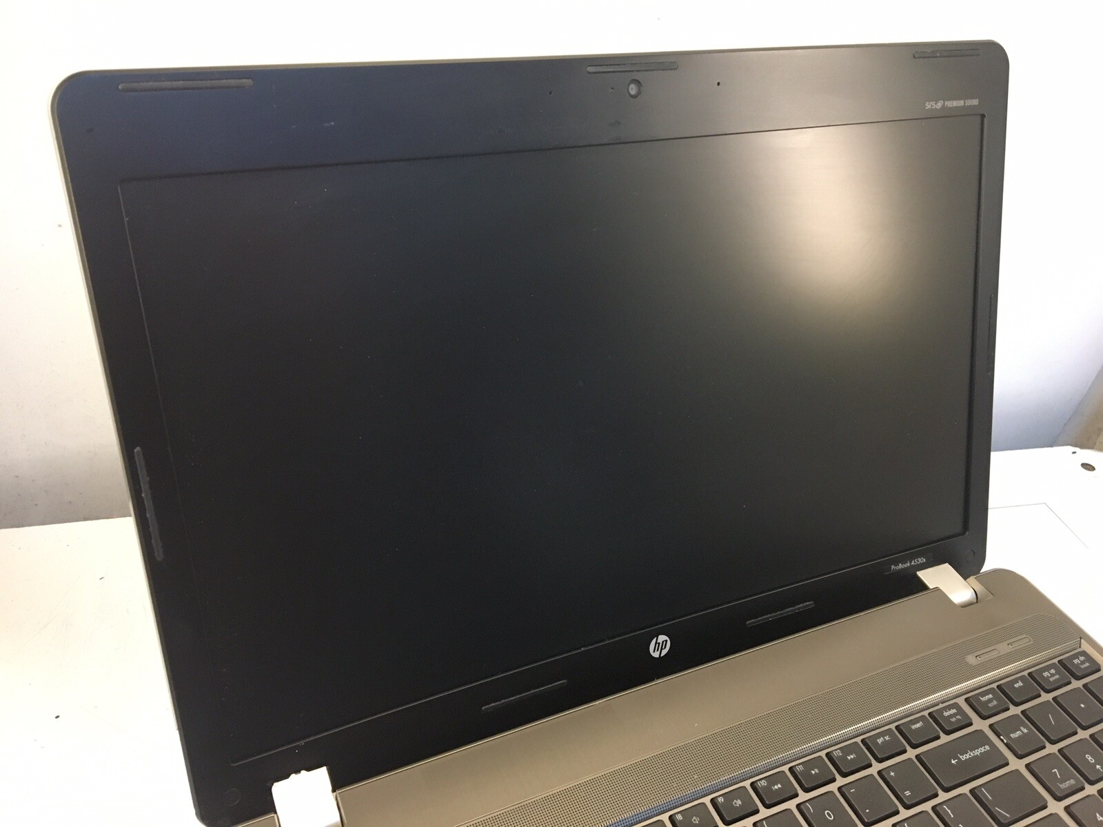 HP ProBook 4530s | i5-2410M 2.1GHz | 4GB RAM | NO OS/HDD – Boots to Bios