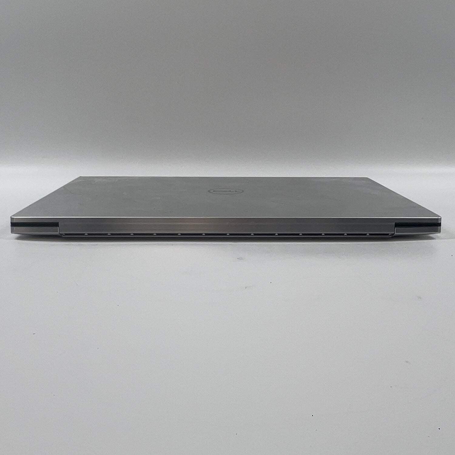 Dell XPS 9700 17.3″ i7-10750H 2.6GHz 16GB RAM 512GB SSD GeForce GTX 1650 Ti