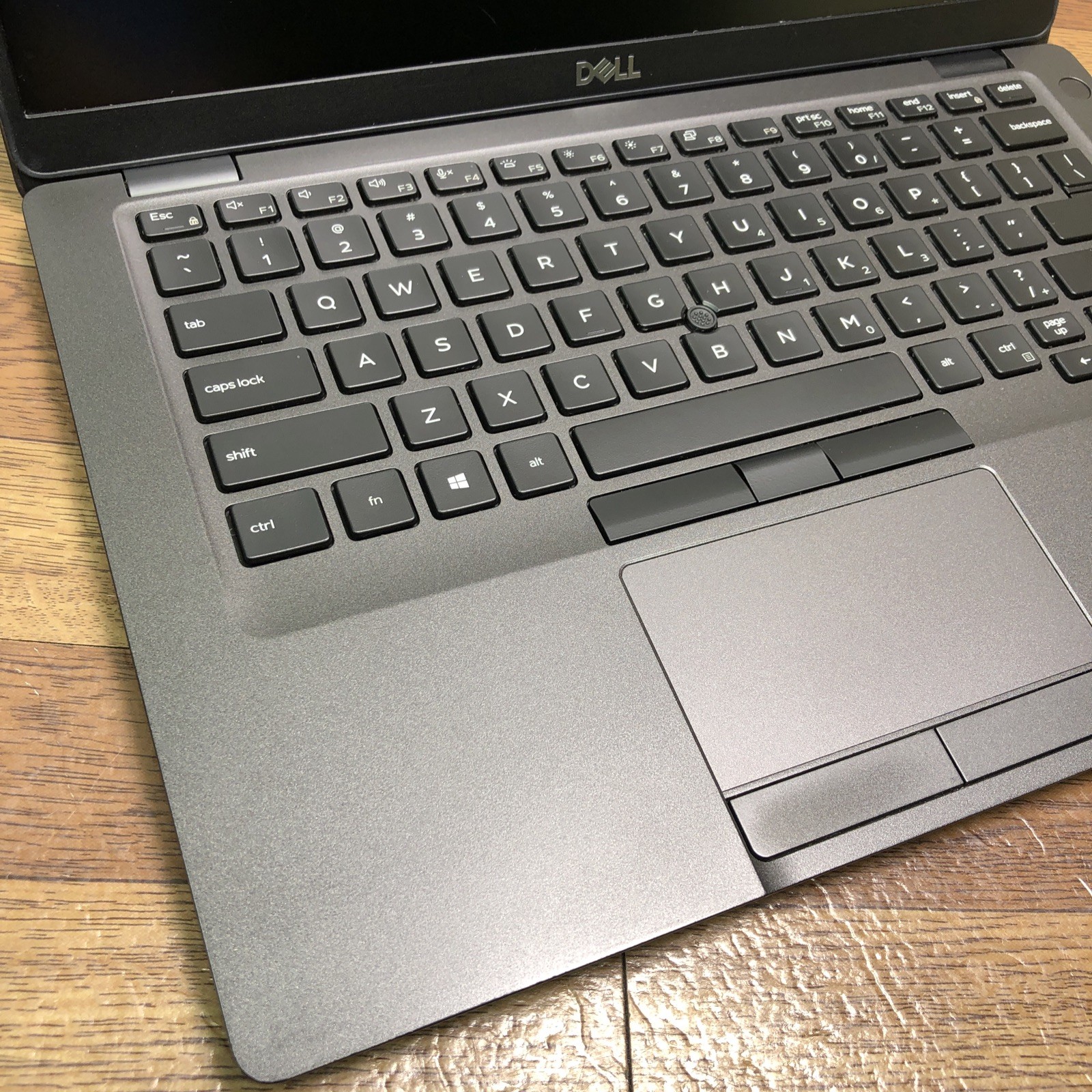 Dell Latitude 5400 14” Core i5-8350U 1.70GHz 256GB SSD 16GB RAM DDR4
