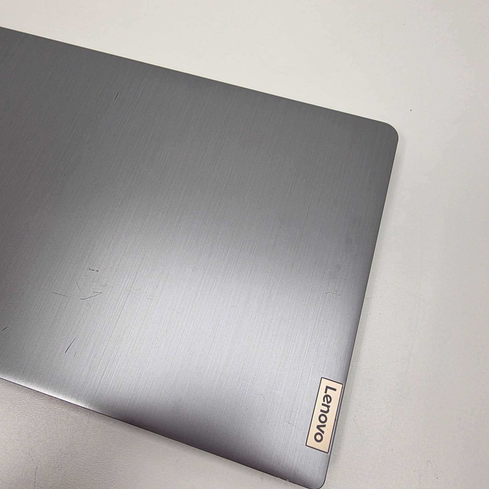Lenovo IdeaPad 3-15ITL6 15″ TOUCH I7-1165G7 2.80GHZ 256GB MVME 8GB RAM Win11