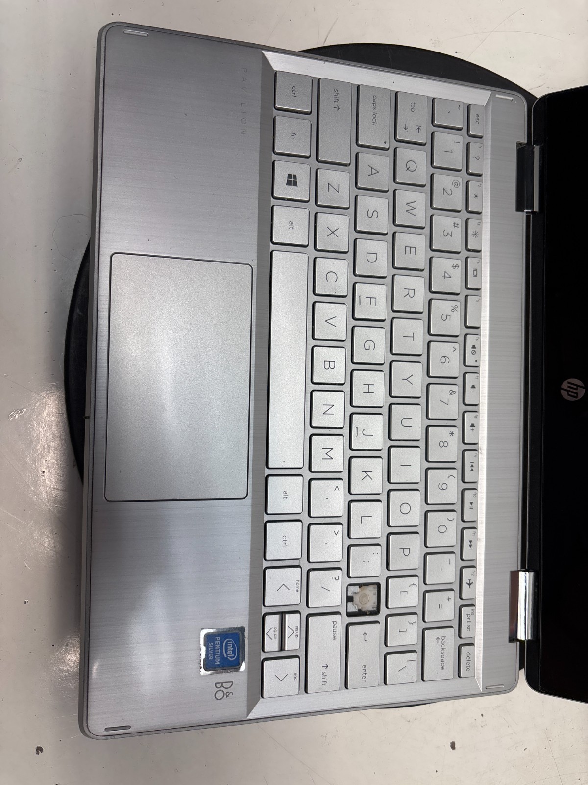 HP PAVILION 11M-AP0023DX Intel Pentium Sliver N5030 1.10Ghz 4GB 120GB HDD NO OS