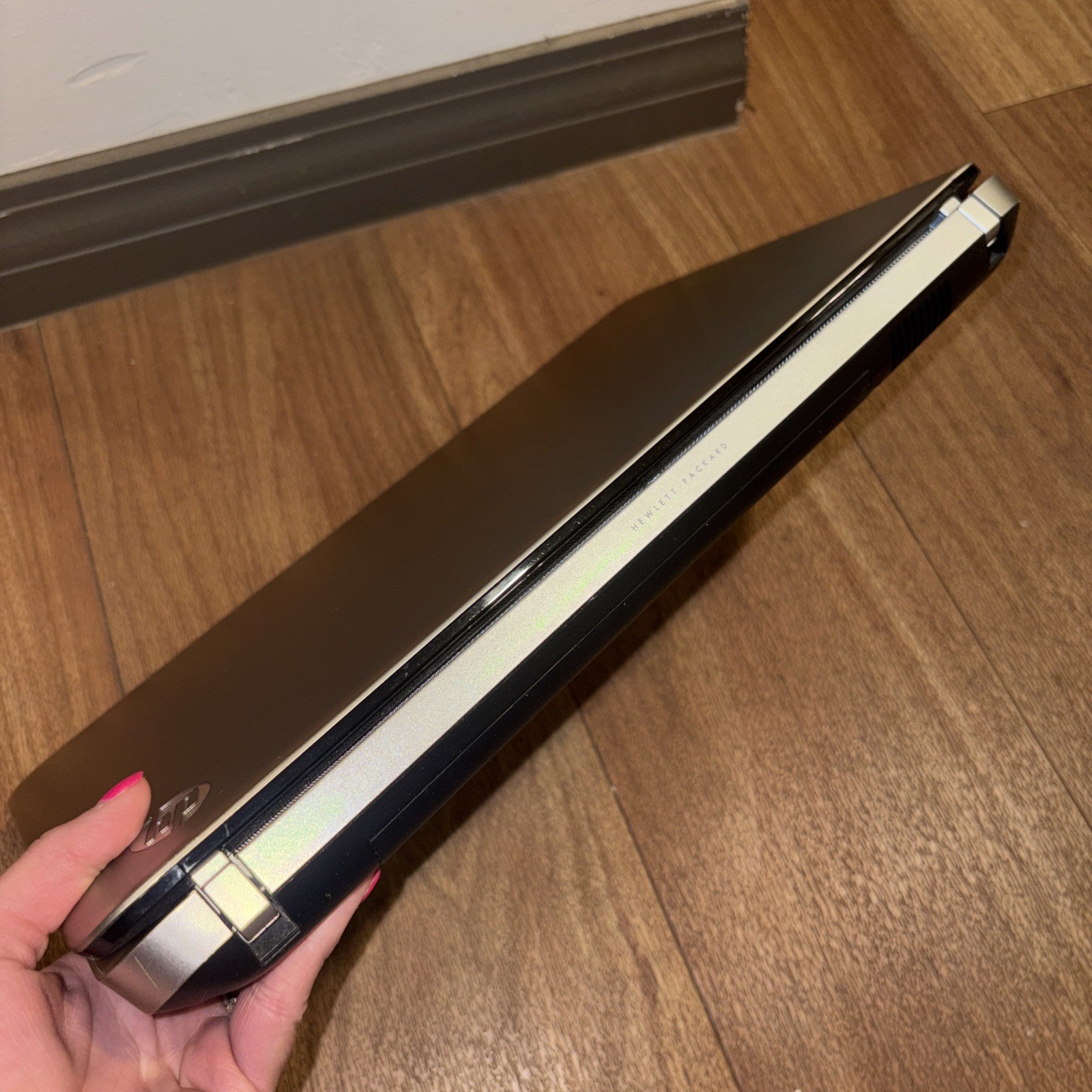 HP pavilion dv6-6c43cl 15.6″ Notebook – i5-2450M 2.50 GHz, 8 GB, no hdd