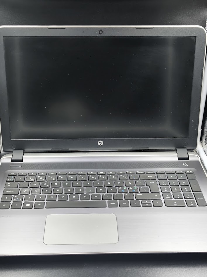 HP Pavilion 15-ab129no Laptop – AMD A4 4GB RAM No SSD