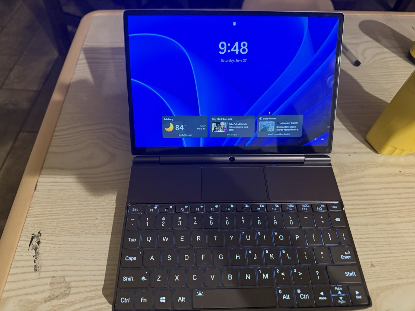 GPD WIN Max 2 Gaming UMPC Ryzen 7 6800U 32GB/1TB SSD