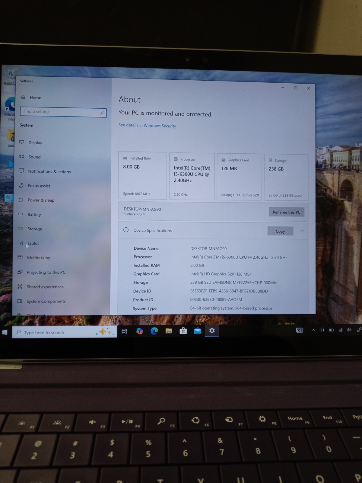 MICROSOFT SURFACE BOOK i5-6300U @ 2.4GHz, 8GB RAM, 256GB SSD, WIN 10 PRO NO AC