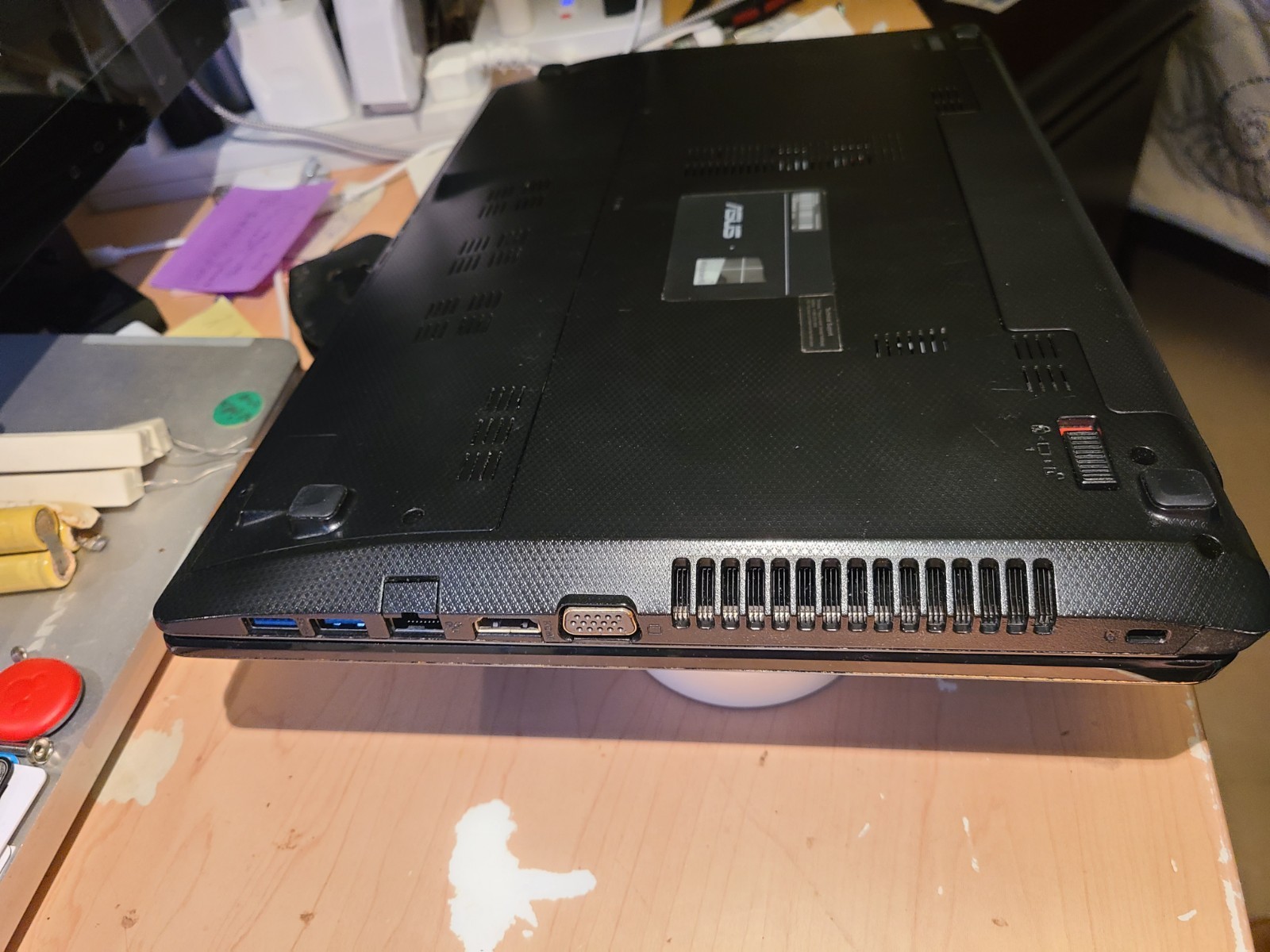 Asus K55N 15.6″ HD Laptop AMD RADEON- 7640 G 1 TB Win-11 DVD Web-Cam BT