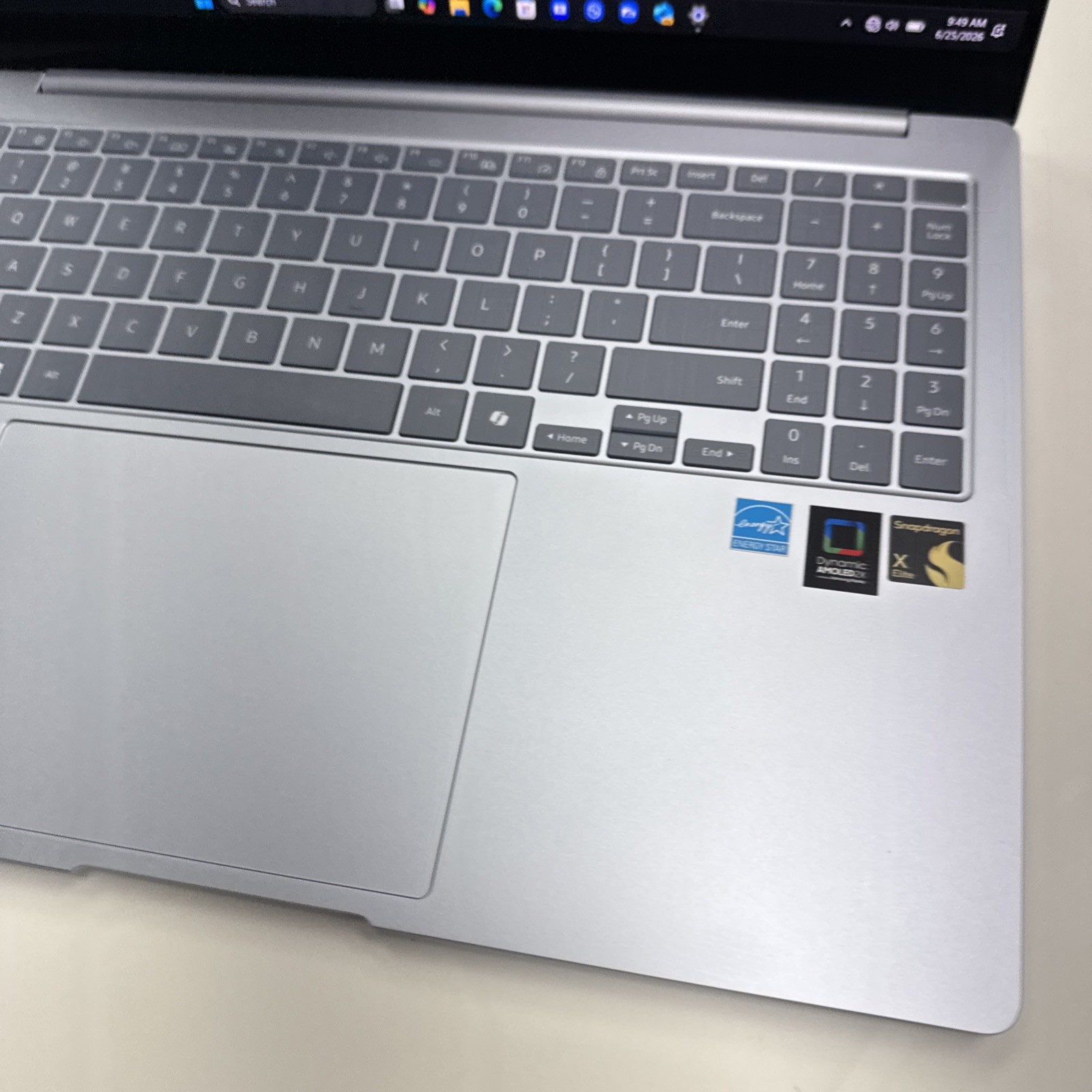 Samsung Galaxy Book4 Edge Copilot+ PC 16″ Snapdragon X Elite 16GB RAM 512GB Blue