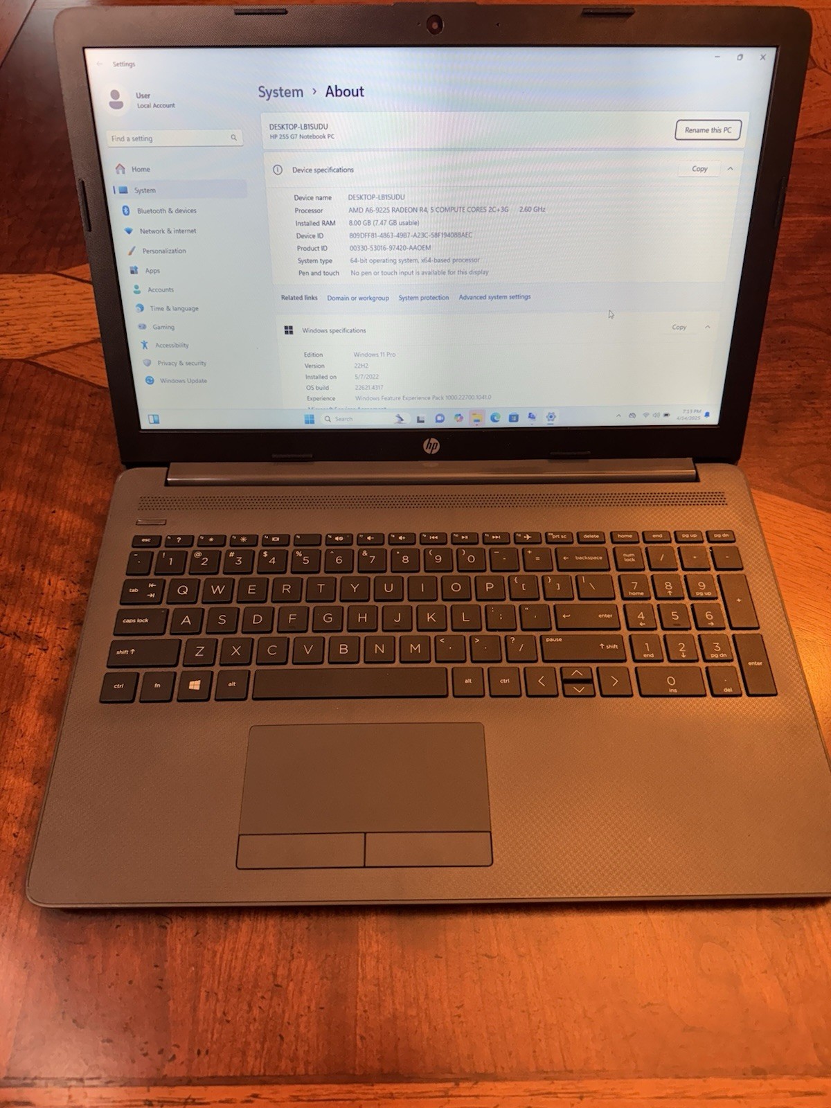 Hp 255 G7 AMD A6 9225 2.6ghz 8gb Power supply included