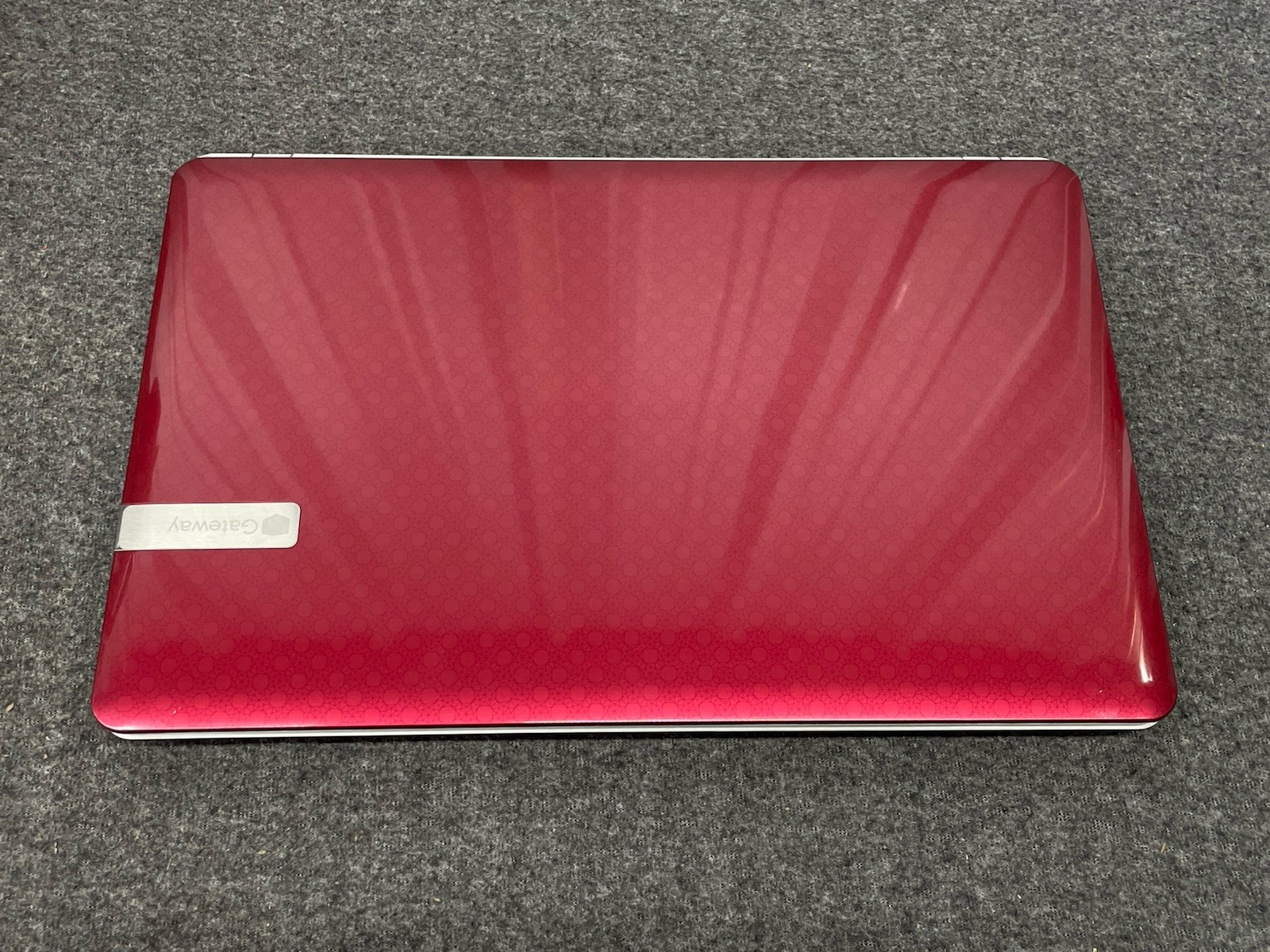 Gateway VG70 NV76R Series | Intel B960 | 500 GB HDD – PARTS OR REPAIR – JUNK