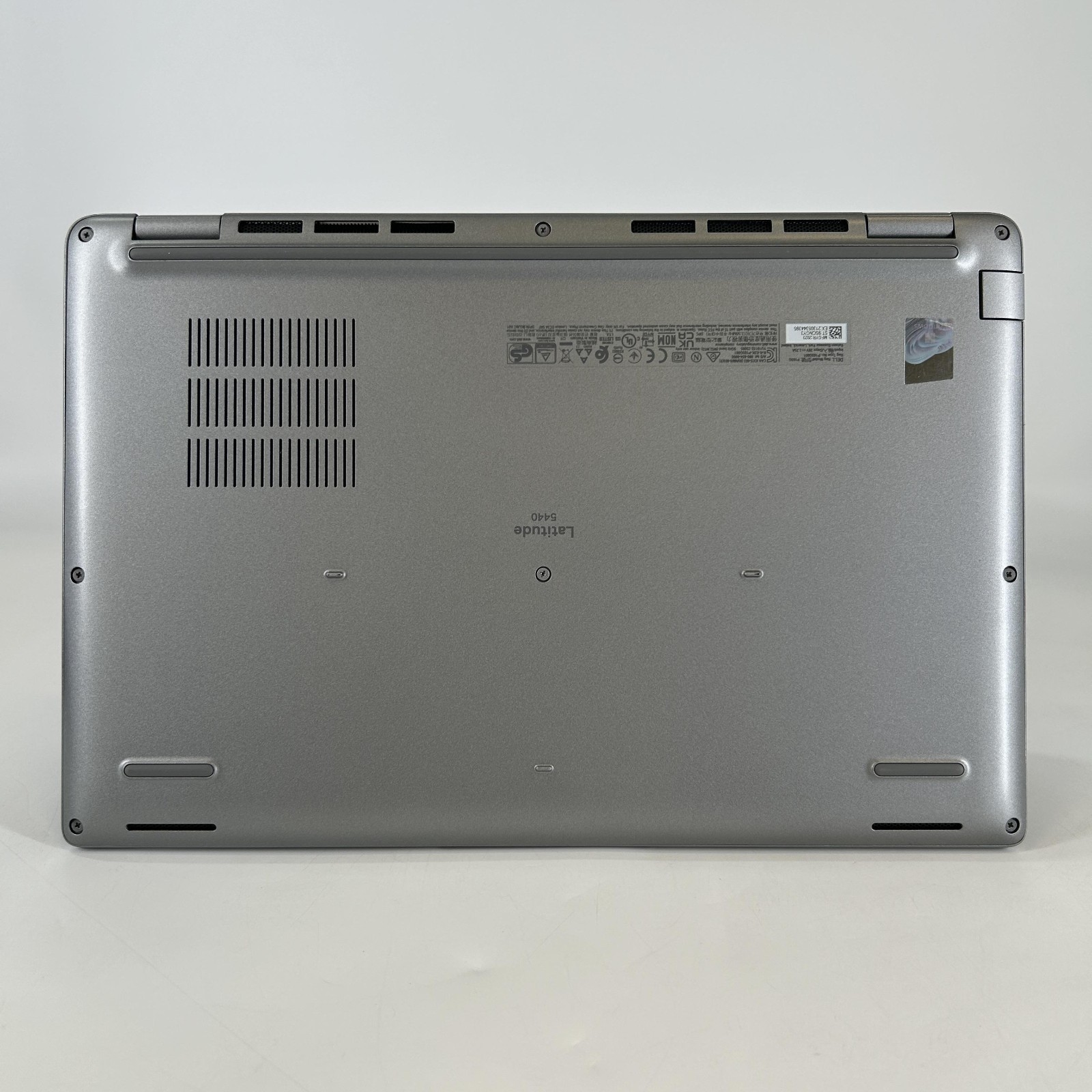 Dell Latitude 5440 14 Gray FHD 1.7 GHz i7-1355U 16GB RAM 512GB SSD Excellent