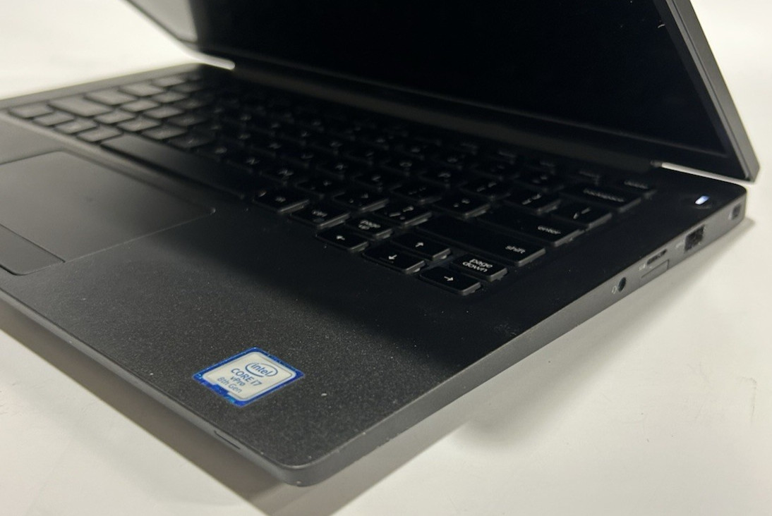 Dell Latitude 7400 14″ i7-8665U @1.9GHz – 8GB RAM – 256GB NVMe – W11P – READ