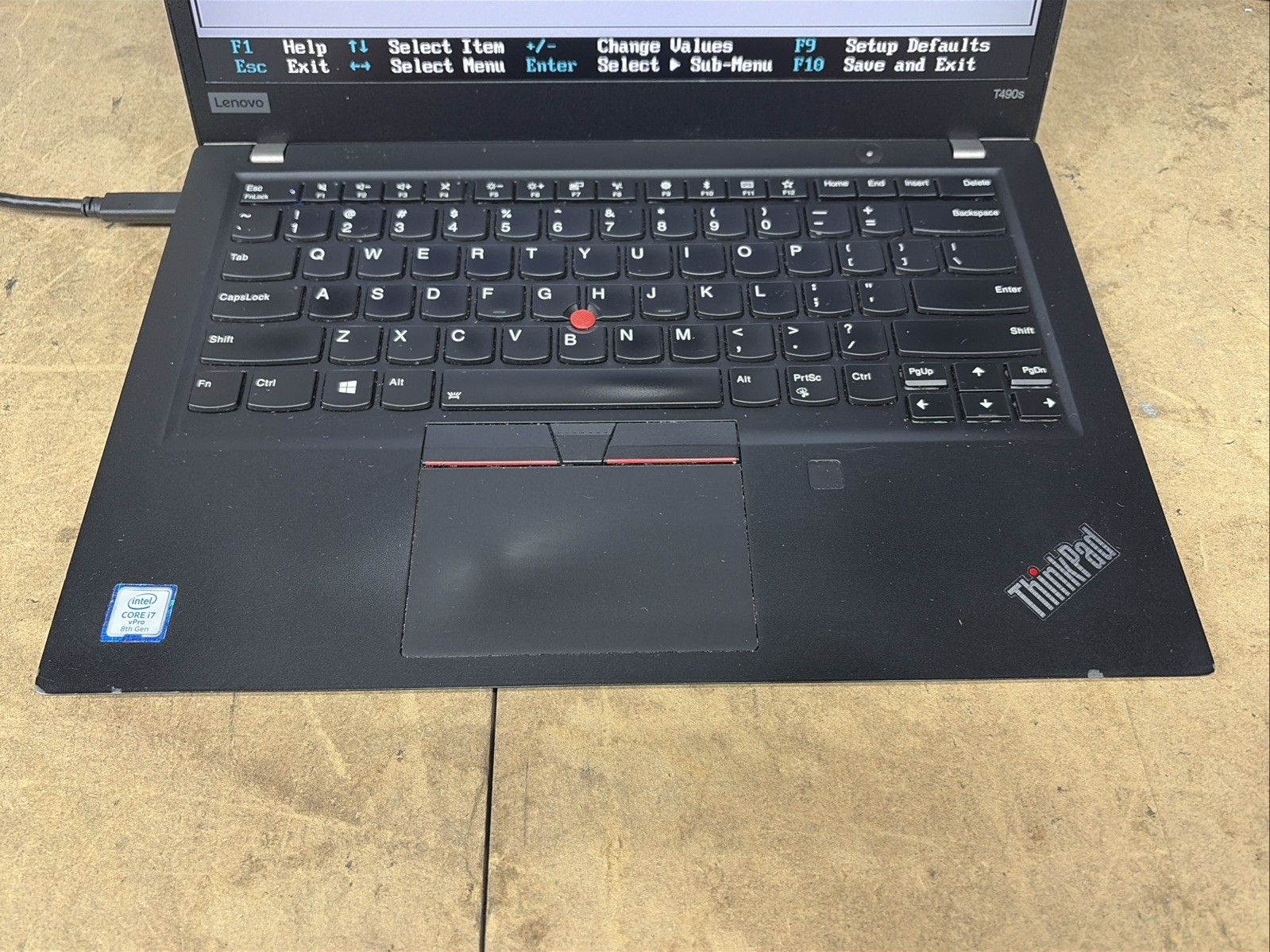 Lenovo ThinkPad T490s 14″ FHD i7-8665u 8GB RAM No OS/SSD