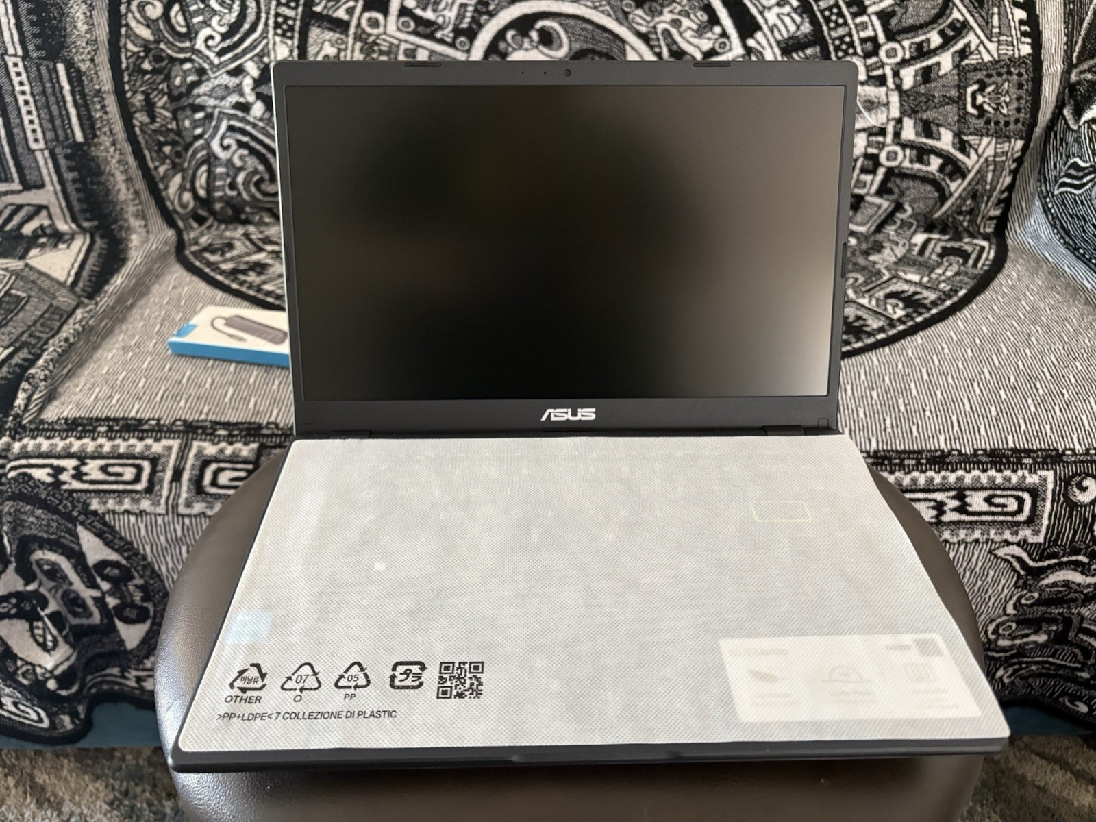 Asus Laptop 14-inch FHD Display, Intel Pentium Silver N6000, 4GB Ram, 64GB eMMC