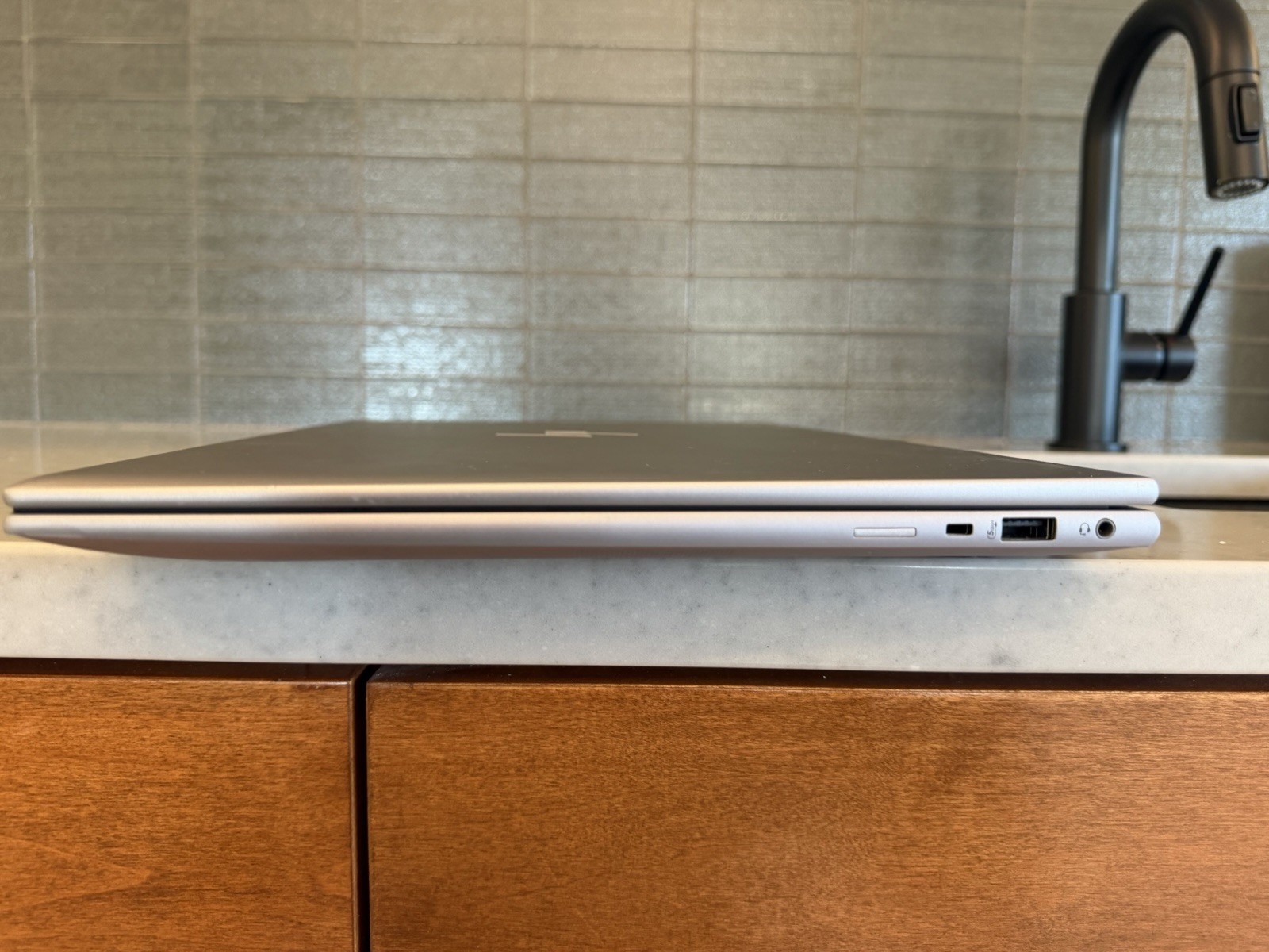 HP ZBook Firefly 16″/ G11 / Intel Core Ultra 5 125U / 16GB /512GB NVME/ 11 PRO