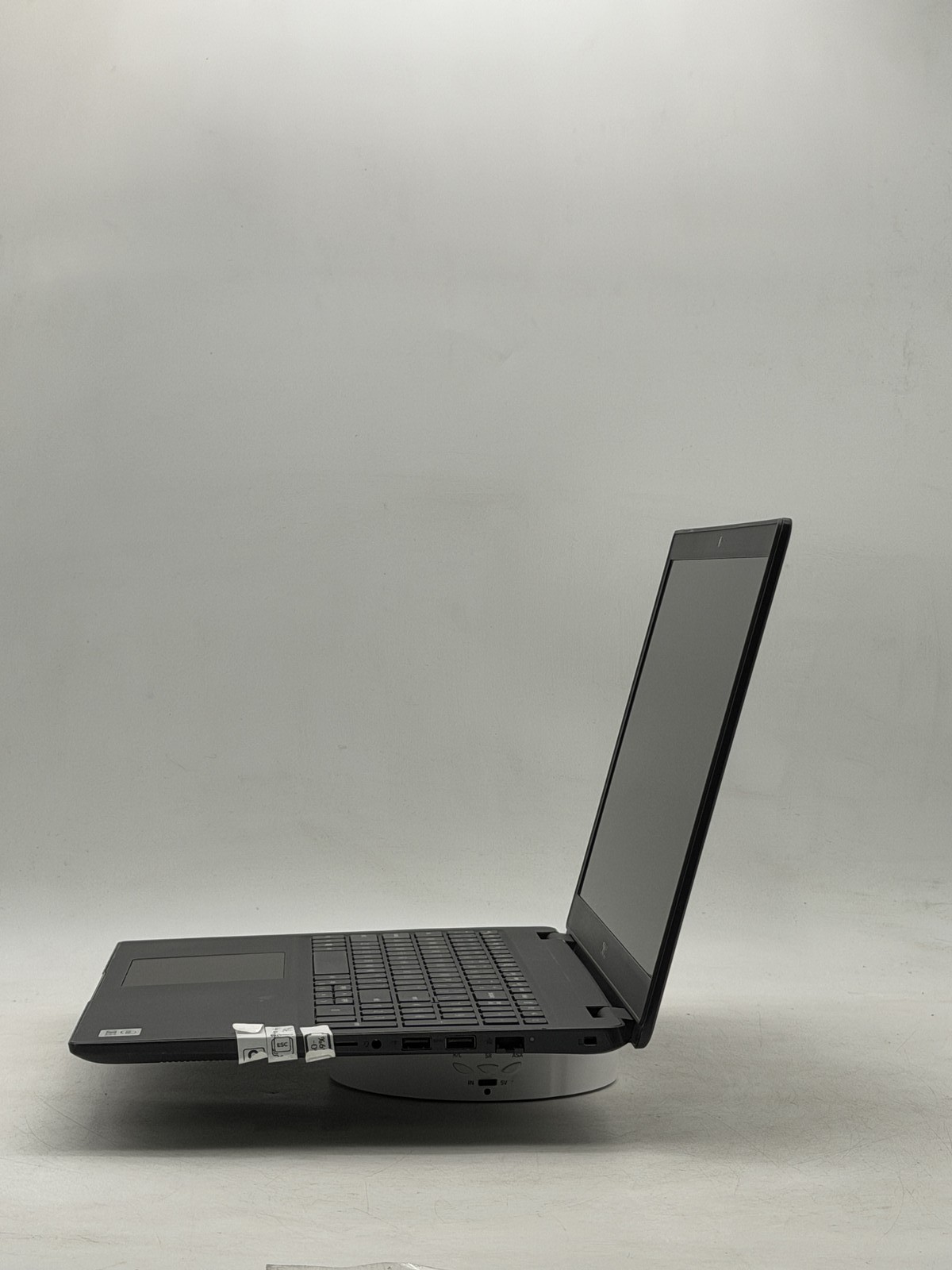 Dell Latitude (3510) 15.6″ i5-10210U 8GB 256GB No OS READ