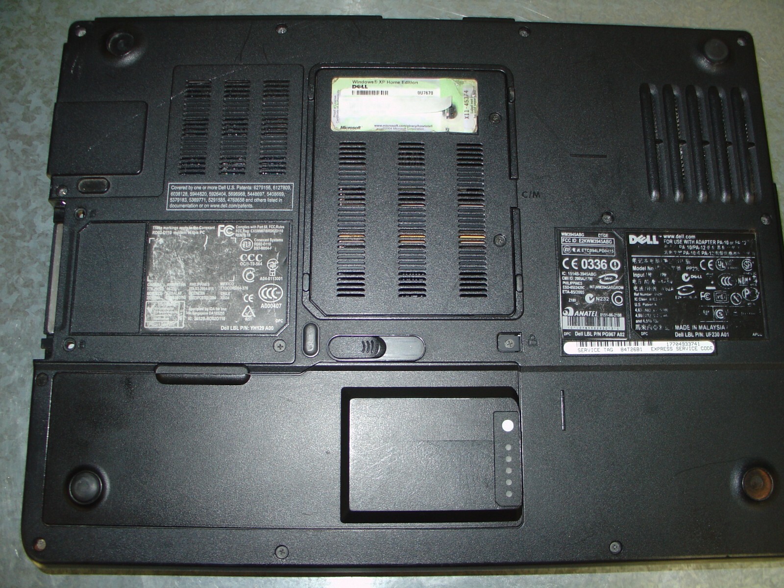 Dell Inspiron 6400 1.66 GHZ Core Duo 2GB Ram/HDD/PS – small line in screen