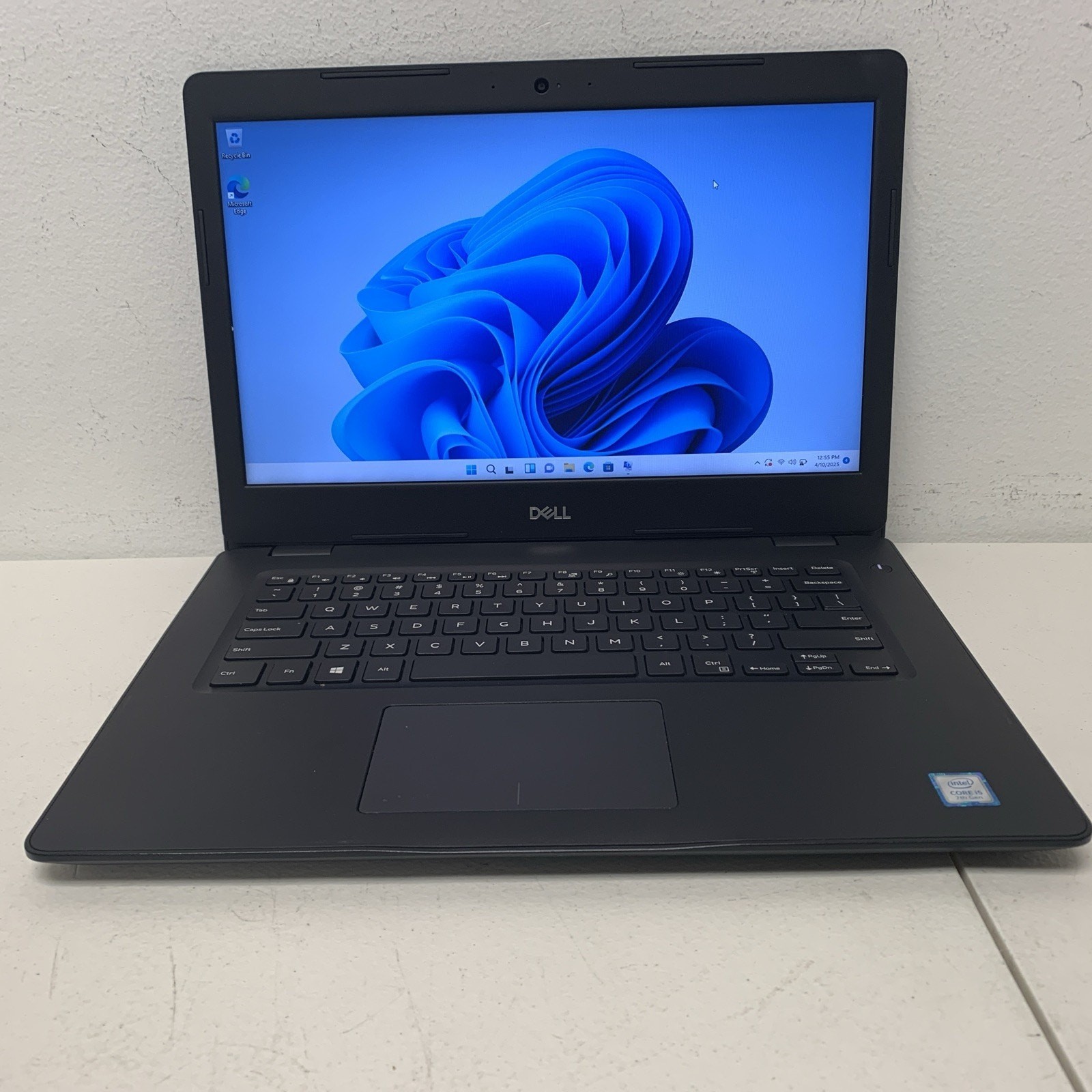 Latitude 3490 i5-7200u 2.5GHz 256GB SSD 8GB RAM Windows 11 Pro Education