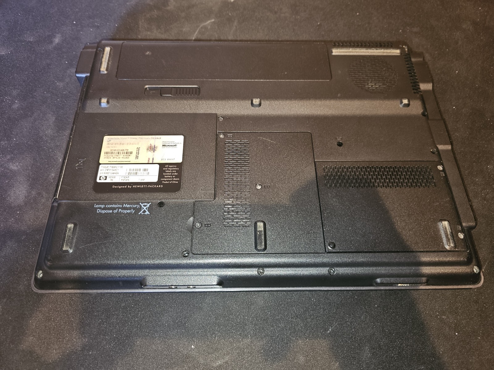 Compaq Presario F700 Laptop AMD Athlon Dual Core with Memory and DVDRW, No OS