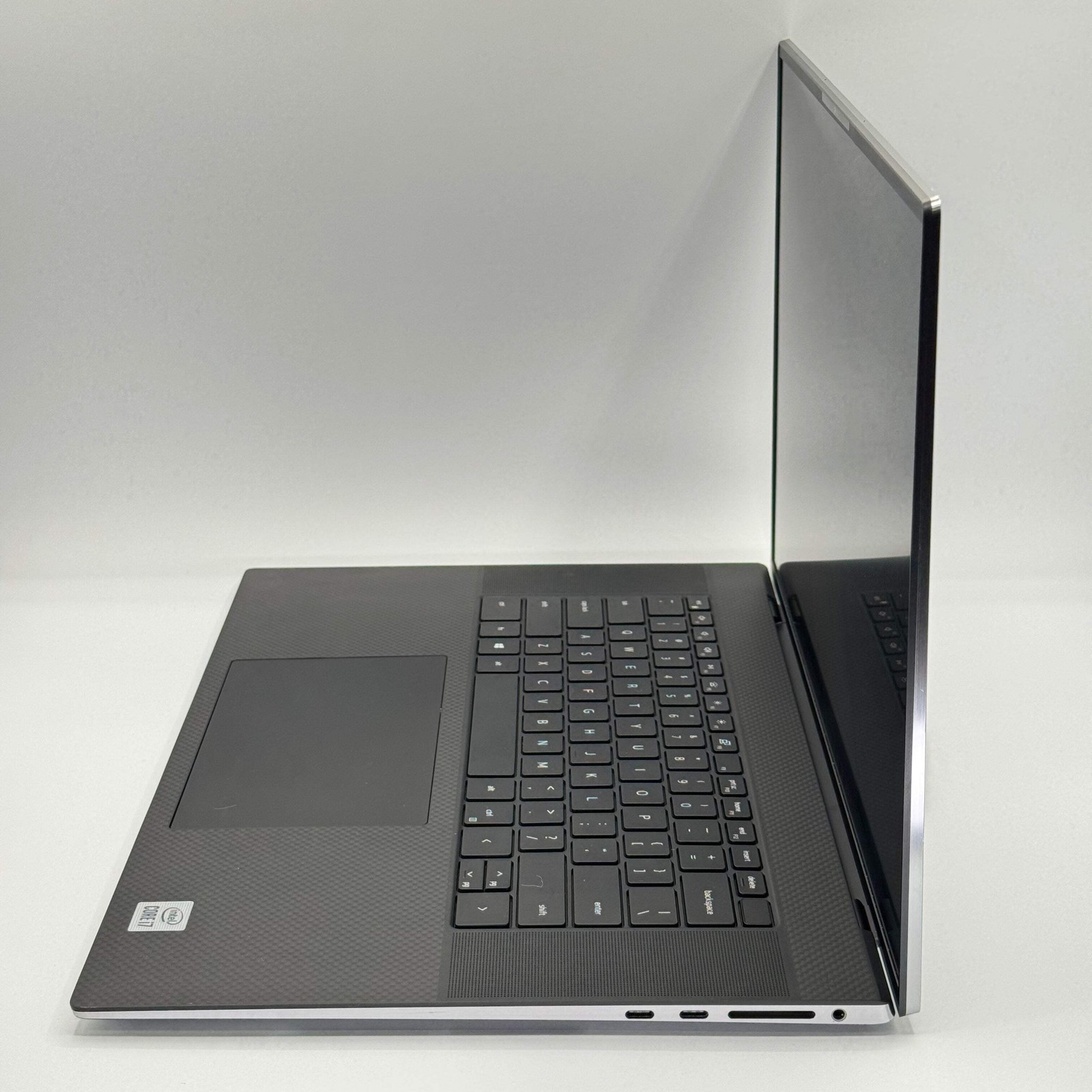 Dell Precision 5750 15.6″ i7 64GB 2TB NVIDIA Quadro T2000 4GB Silver