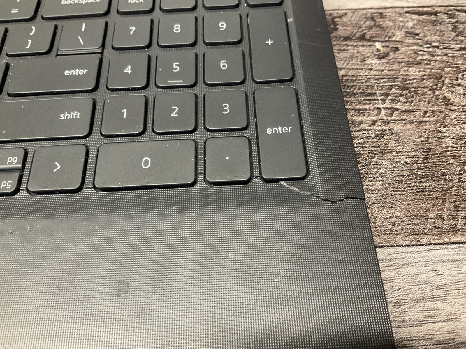 Dell Vostro 3520 / Intel Core i5 12th Gen / BIOS Unlocked / Parts Repair / M15