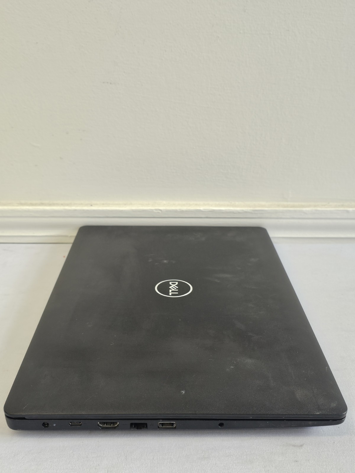 Dell Latitude E3590 Laptop – Intel i5 Gen 8 – 8GB RAM – 120GB SSD – Win 10 READ
