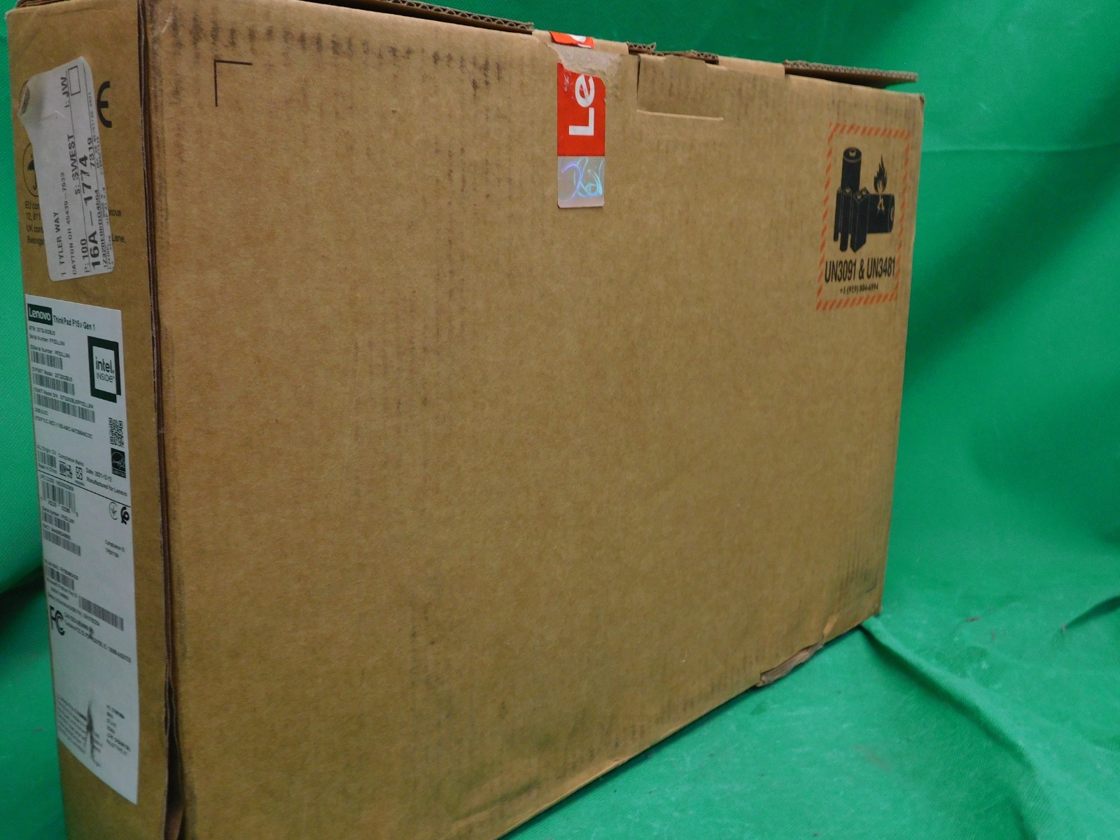 Lenovo – 15.6″ ThinkPad P15v Gen 1 Mobile WorkStation – Black – Free Ship