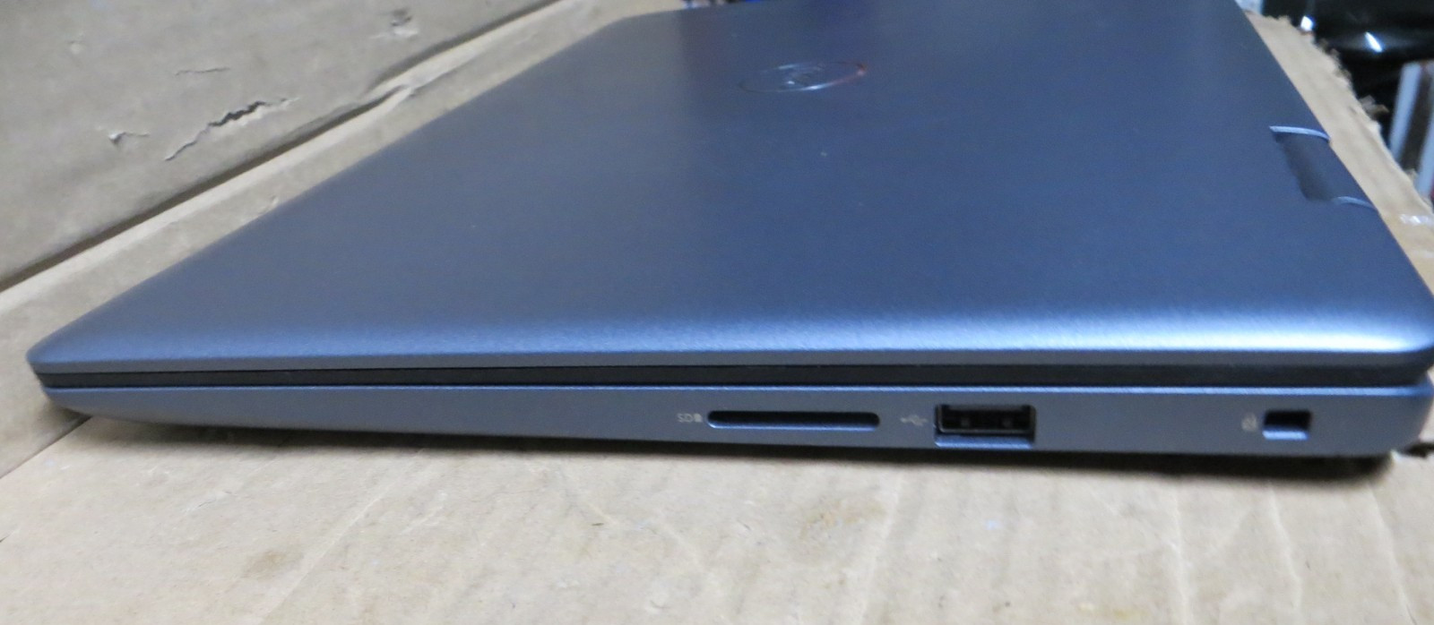 Dell Inspiron 5481 2-IN-1 14″ i3-8145u 2.1GHz 4GB RAM for Parts or Repair