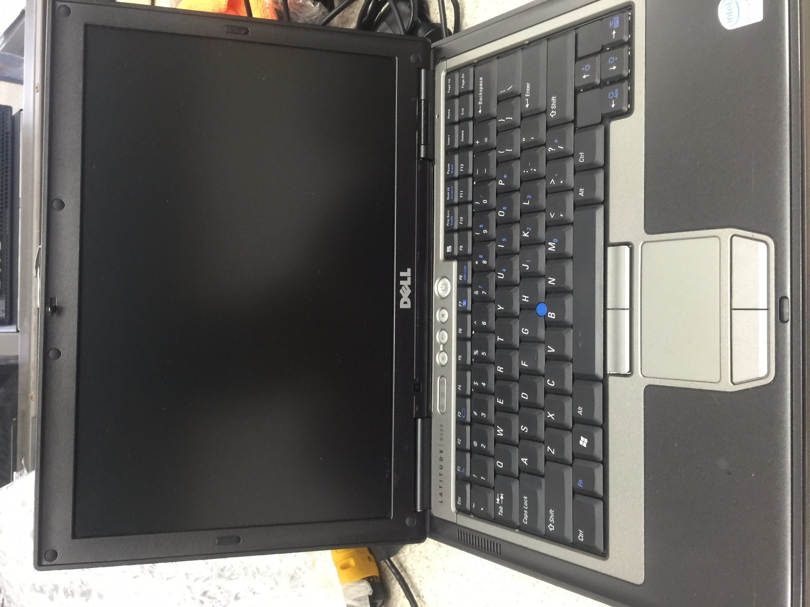 Dell D620 D630 Laptop Cor 2 Duo, 80G-120GB 2GB DVD, Wifi Windows 7 Pro
