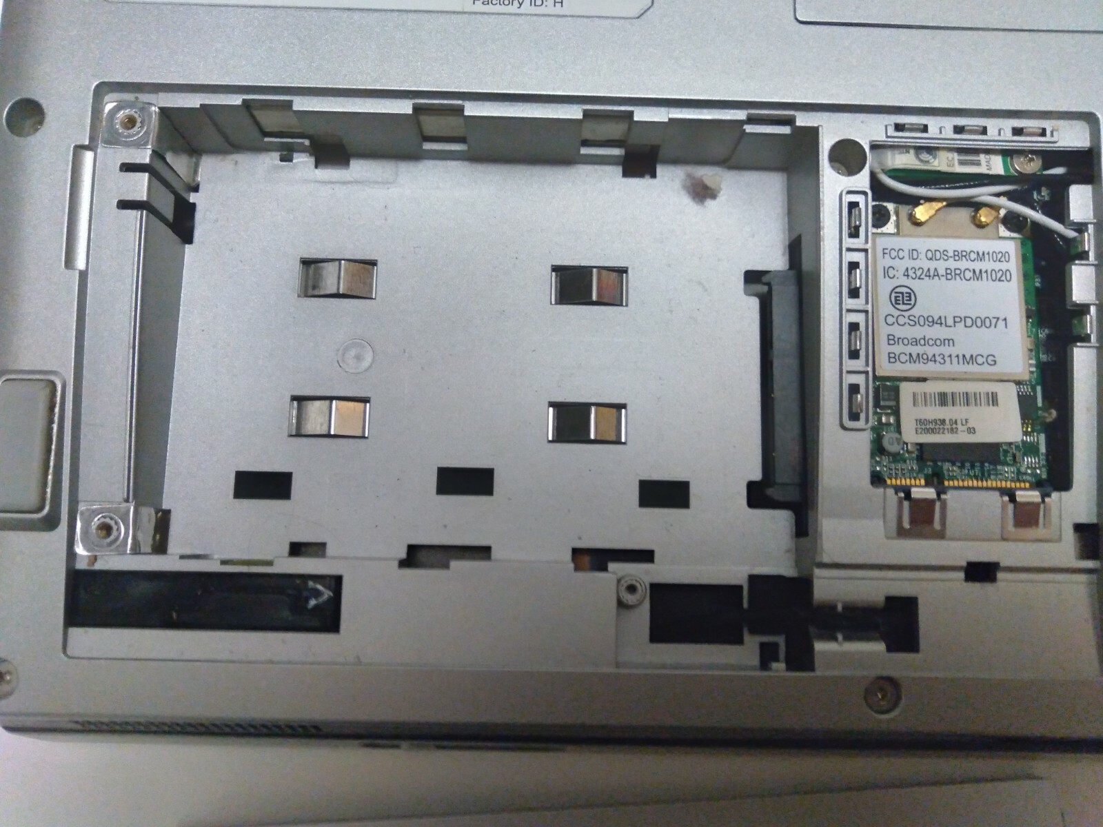BROKEN – Lenovo 3000 C200 type 8922 Laptop (NO HDD) AND CHARGER