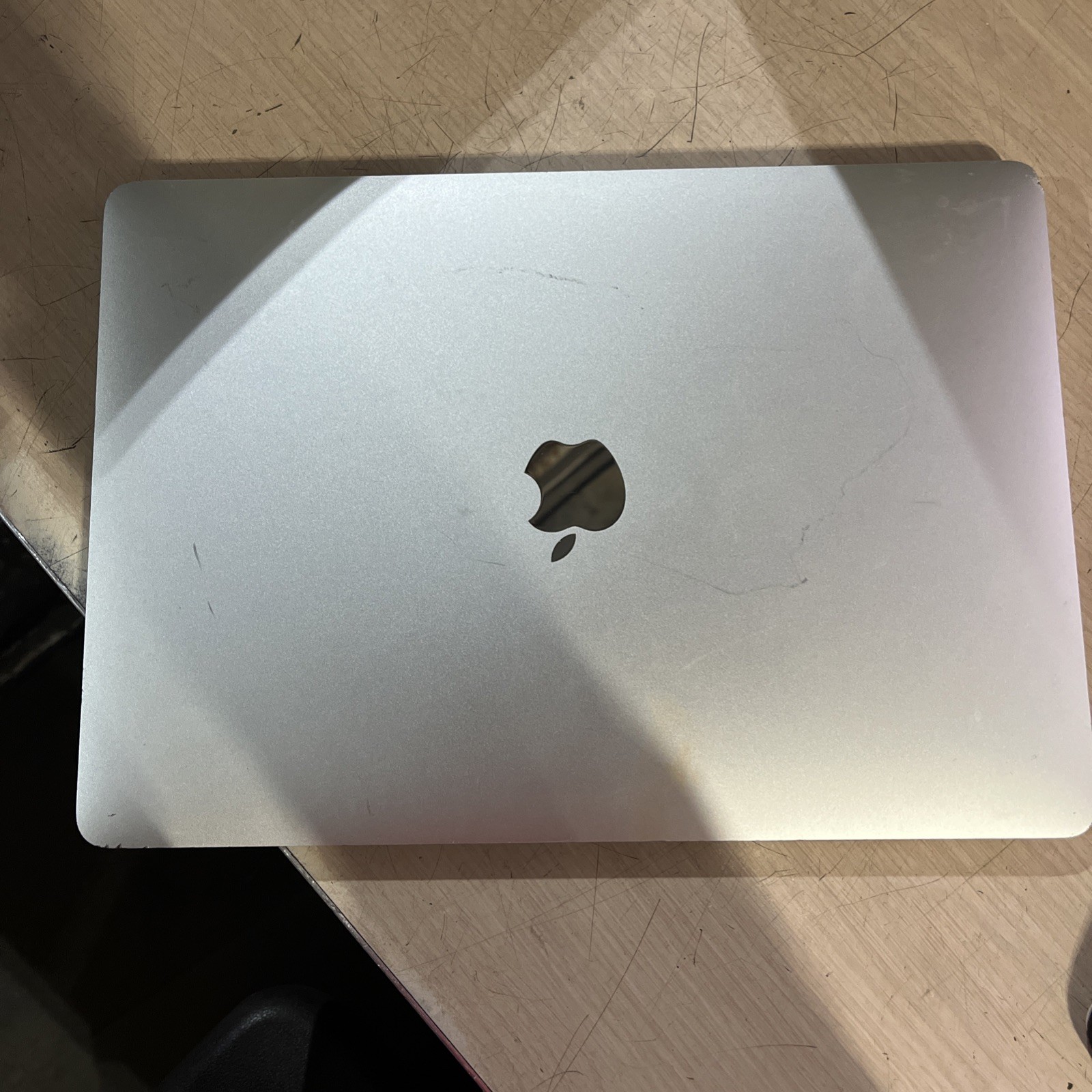 APPLE MACBOOK PRO 13″ TOUCH/2018 CORE I5-8259U 2.3GHZ 8GB RAM 256SSD