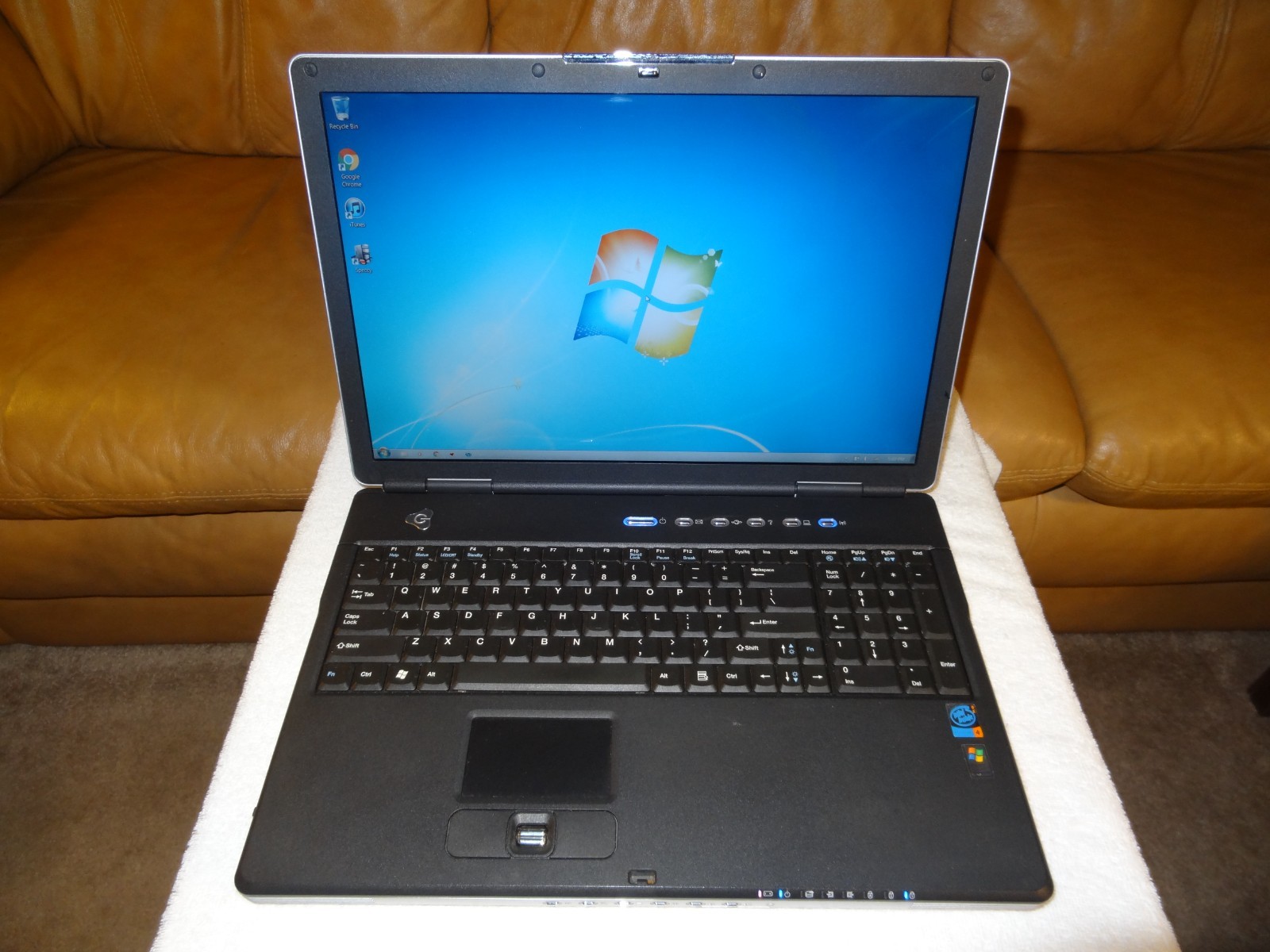 Gateway M675PRR Laptop Computer -17″Screen -Windows 7 -Intel Pentium @ 3.40GHz