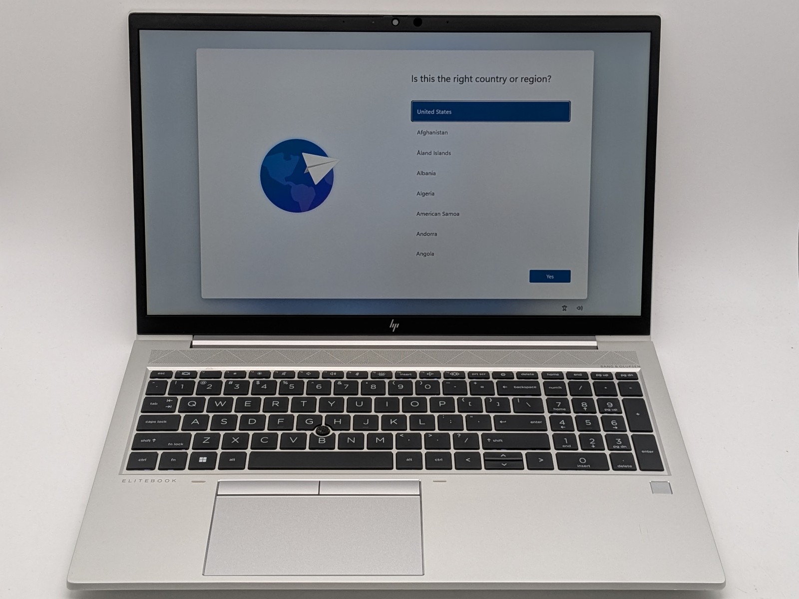 HP ELITEBOOK 855 G8 15″ FHD Touch RYZEN 7 PRO 5850U 512GB 16GB W11P Backlit