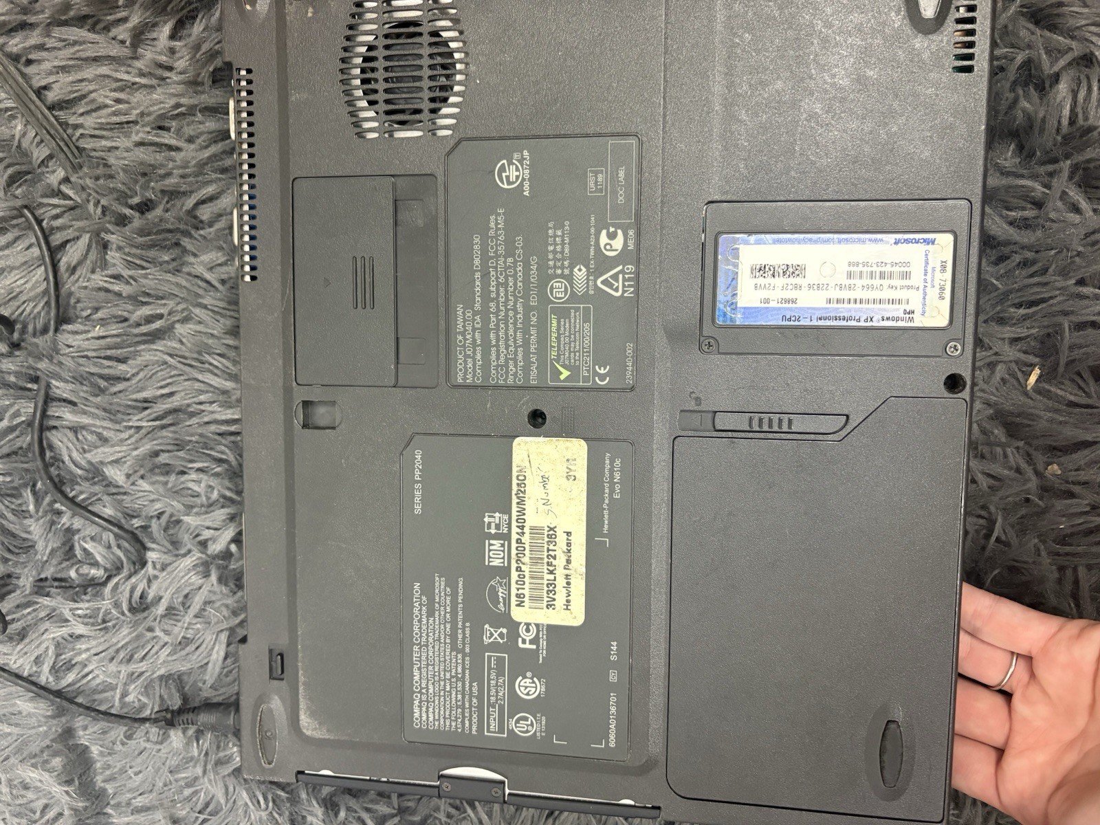 Compaq Evo N610c Vintage Laptop Untested
