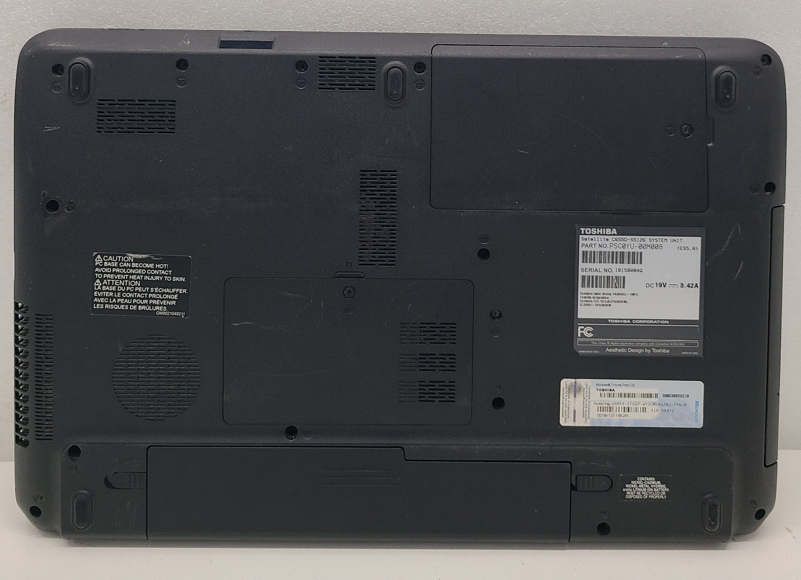 Toshiba Satellite C655D-S5126 15.6″ Laptop AMD NO RAM/HD/OS/POWER (FL)