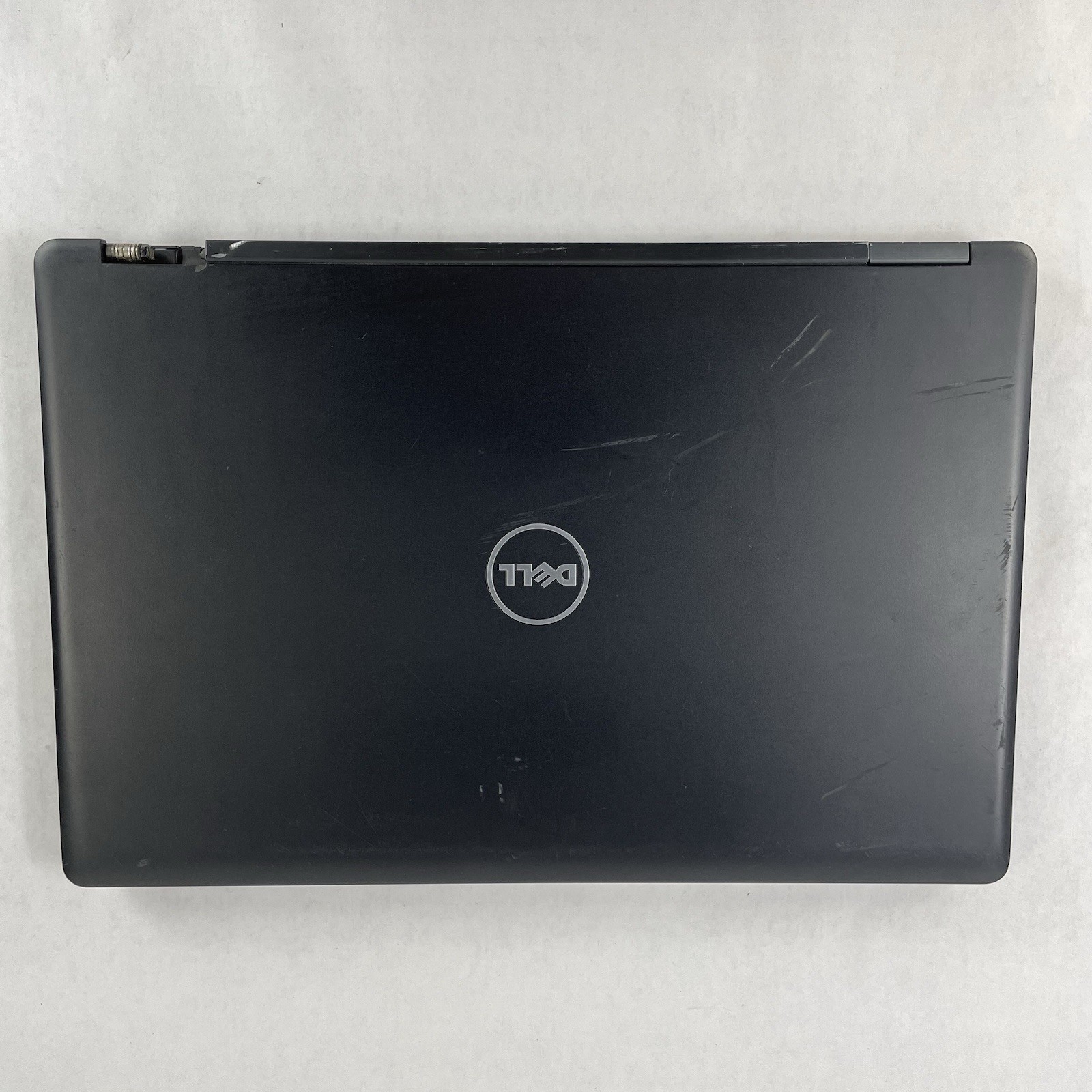 Dell Latitude 5580 15.6″ i5-7300U 2.6 GHz 8 GB RAM No SSD/OS/AC – No Hinge Cover