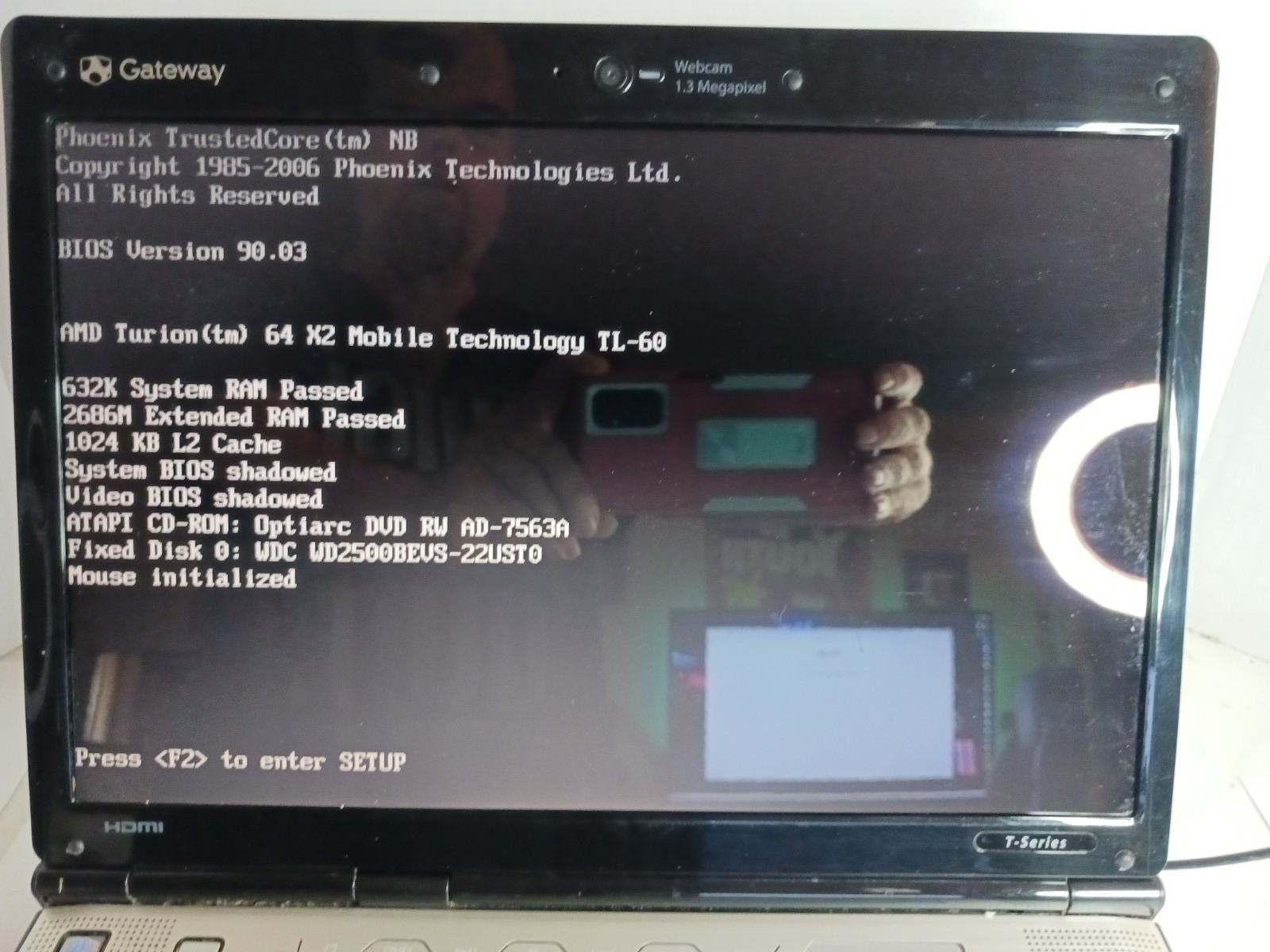Gateway T-Series W350A 14” Laptop *Needs Repair* + AC Wall Unit/Charger Battery