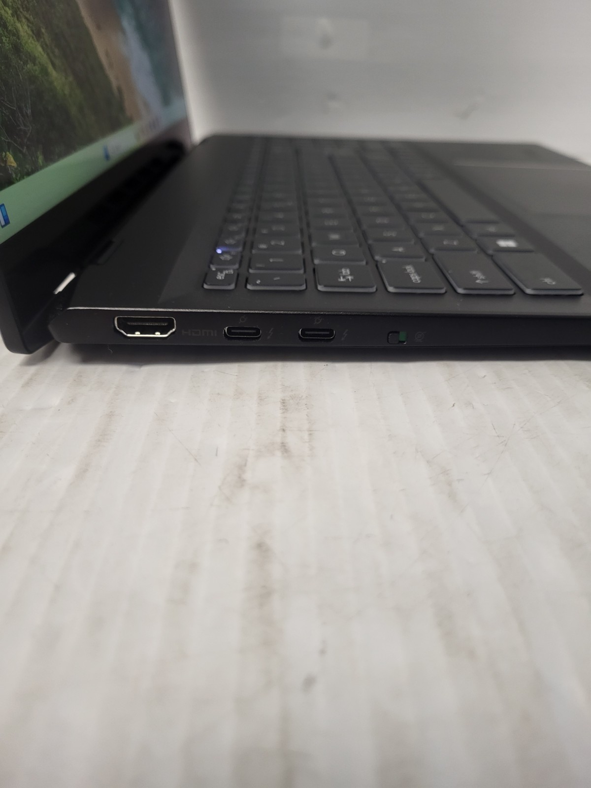 (N91647-1) MSI A13MT-285CA Laptop