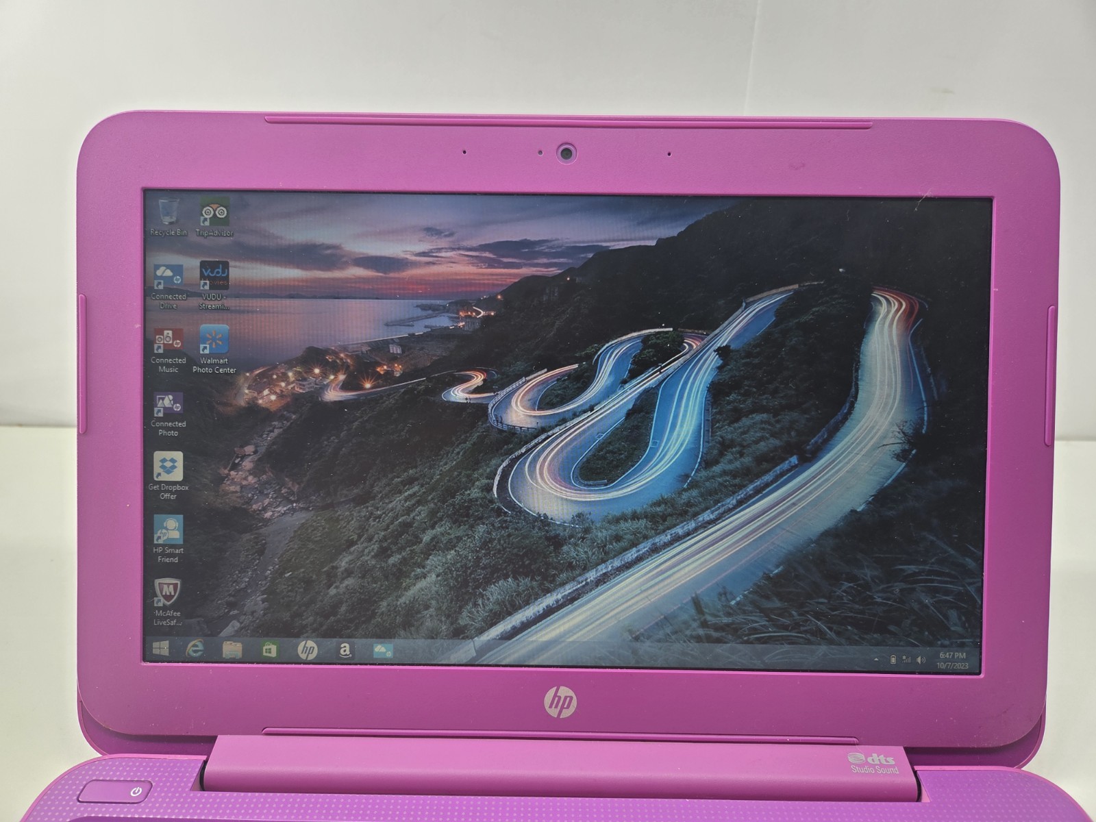 HP Stream 11.6″ Notebook PC 11 Celeron N2840 2.16GHz 2GB 64-bit W8.1 Pink