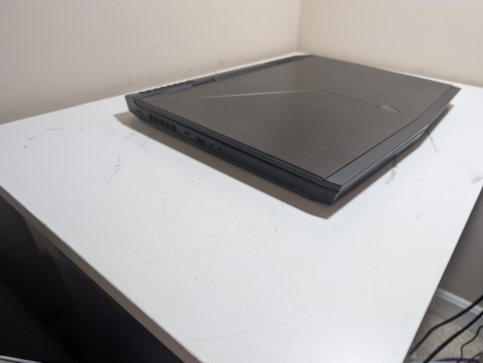 Alienware 17 R5 i7-8750HQ 2.2GHz 32GB RAM 256GB SSD Nvidia GeForce GTX 1070