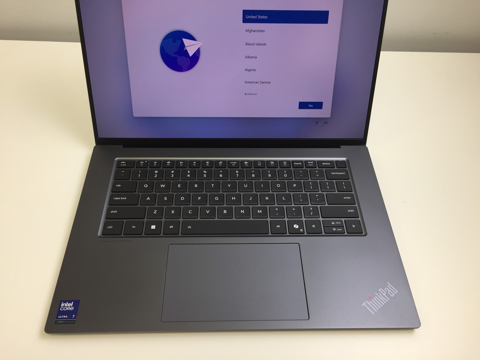 Lenovo ThinkPad X9-15 Gen 1 21Q60025US – Intel Core Ultra 7, 32GB RAM, 1TB SSD